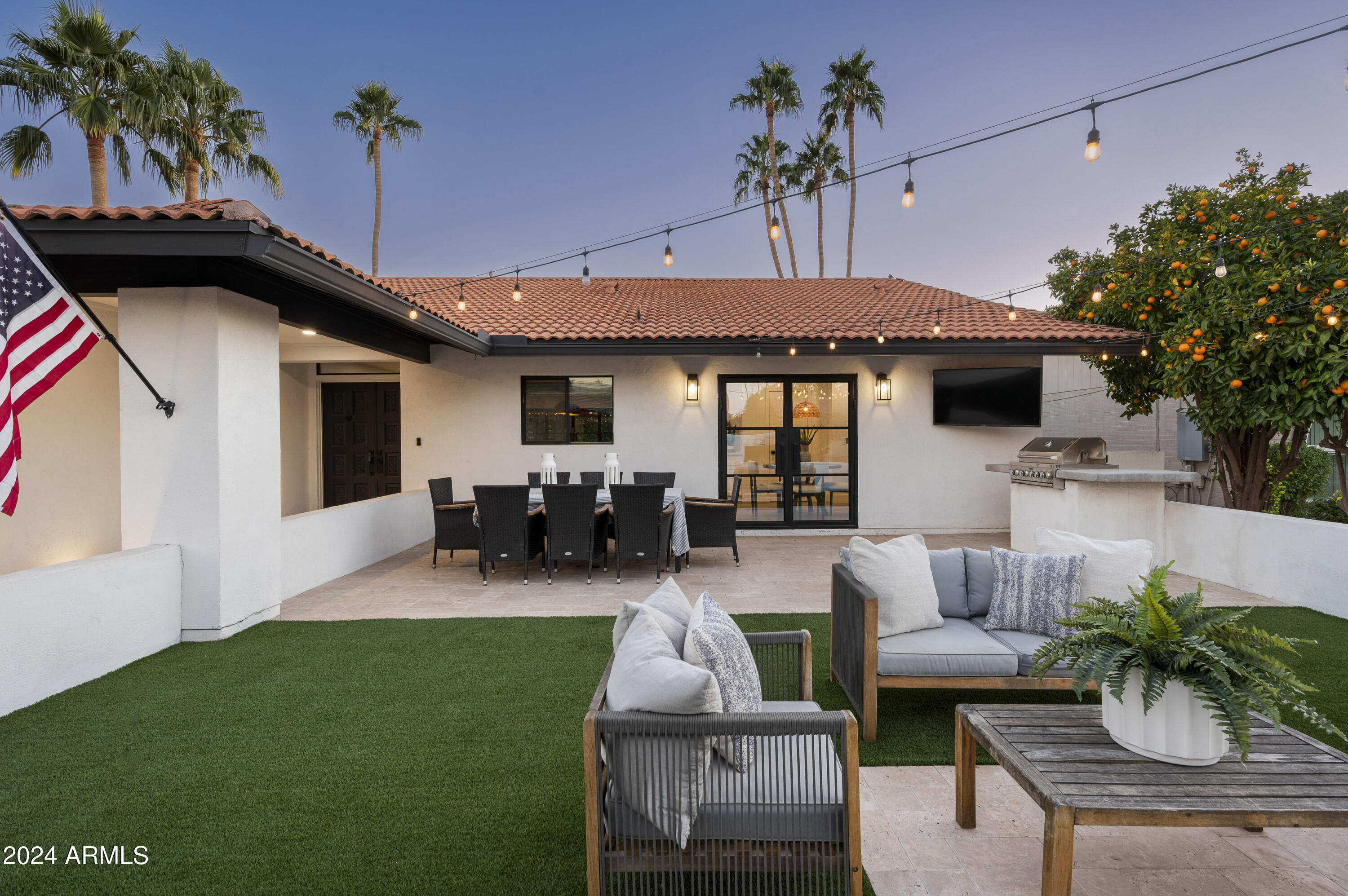 8507 E Vía De La Escuela --