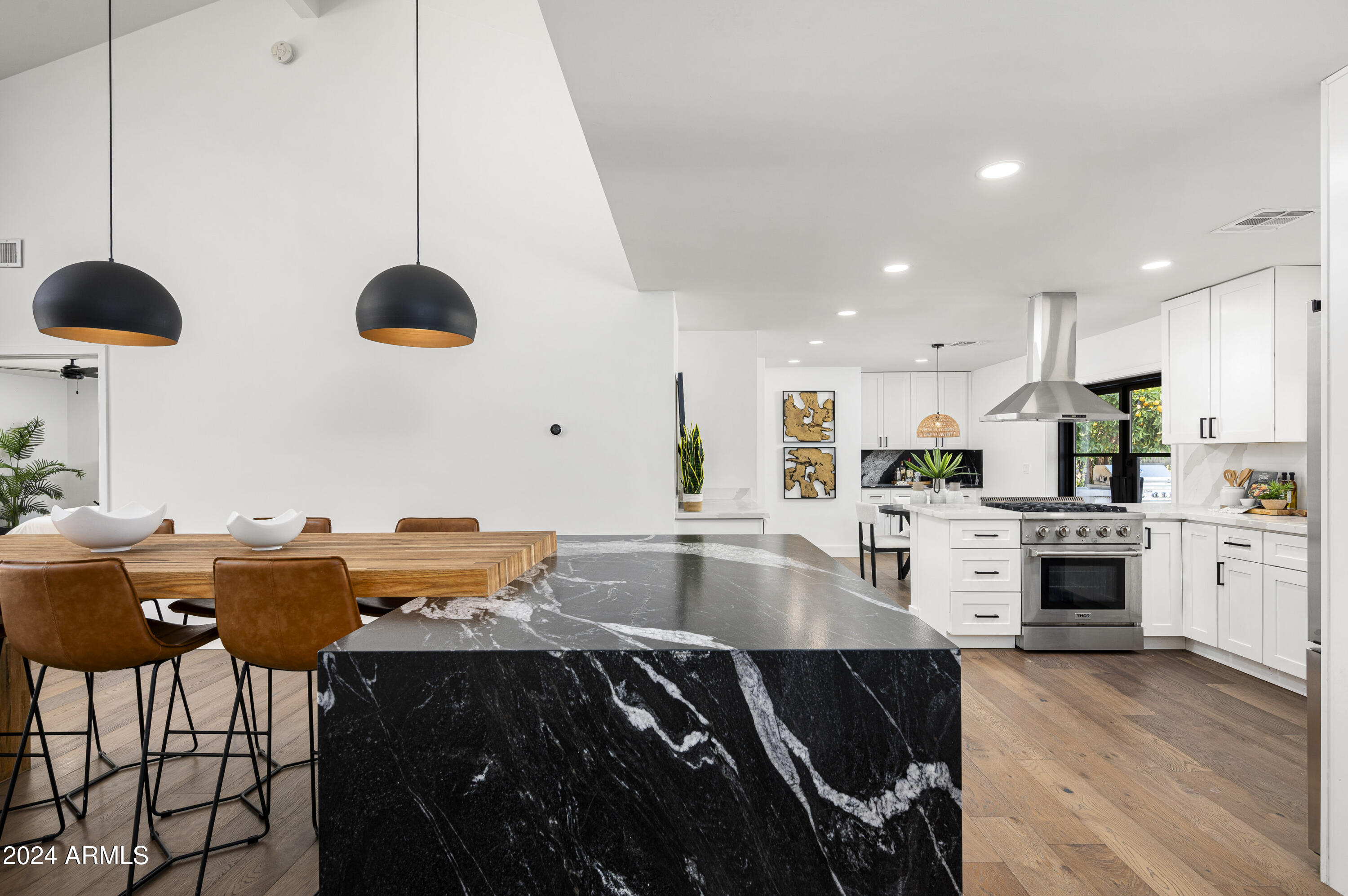 8507 E Vía De La Escuela --