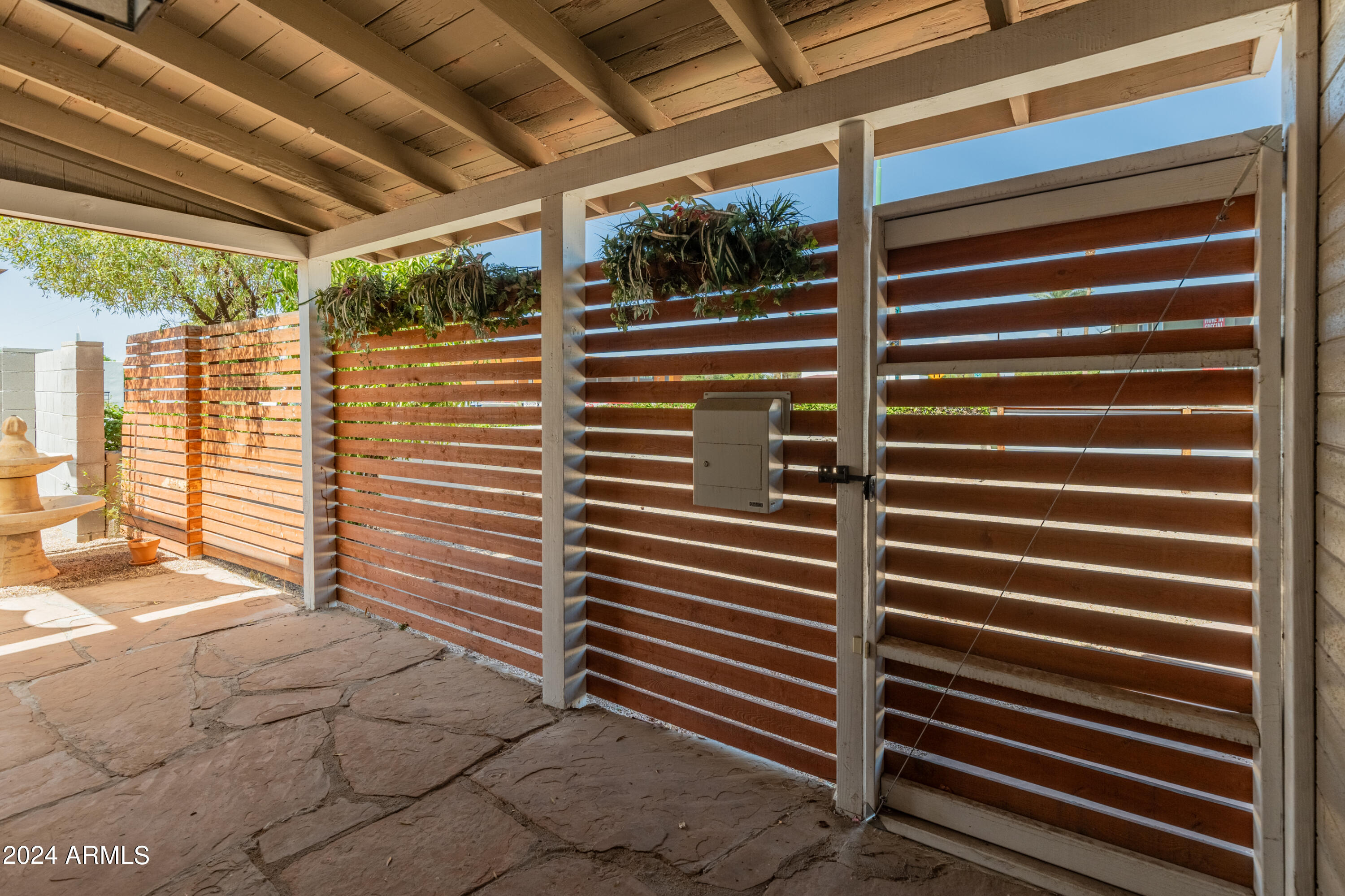 2801 E OSBORN Road