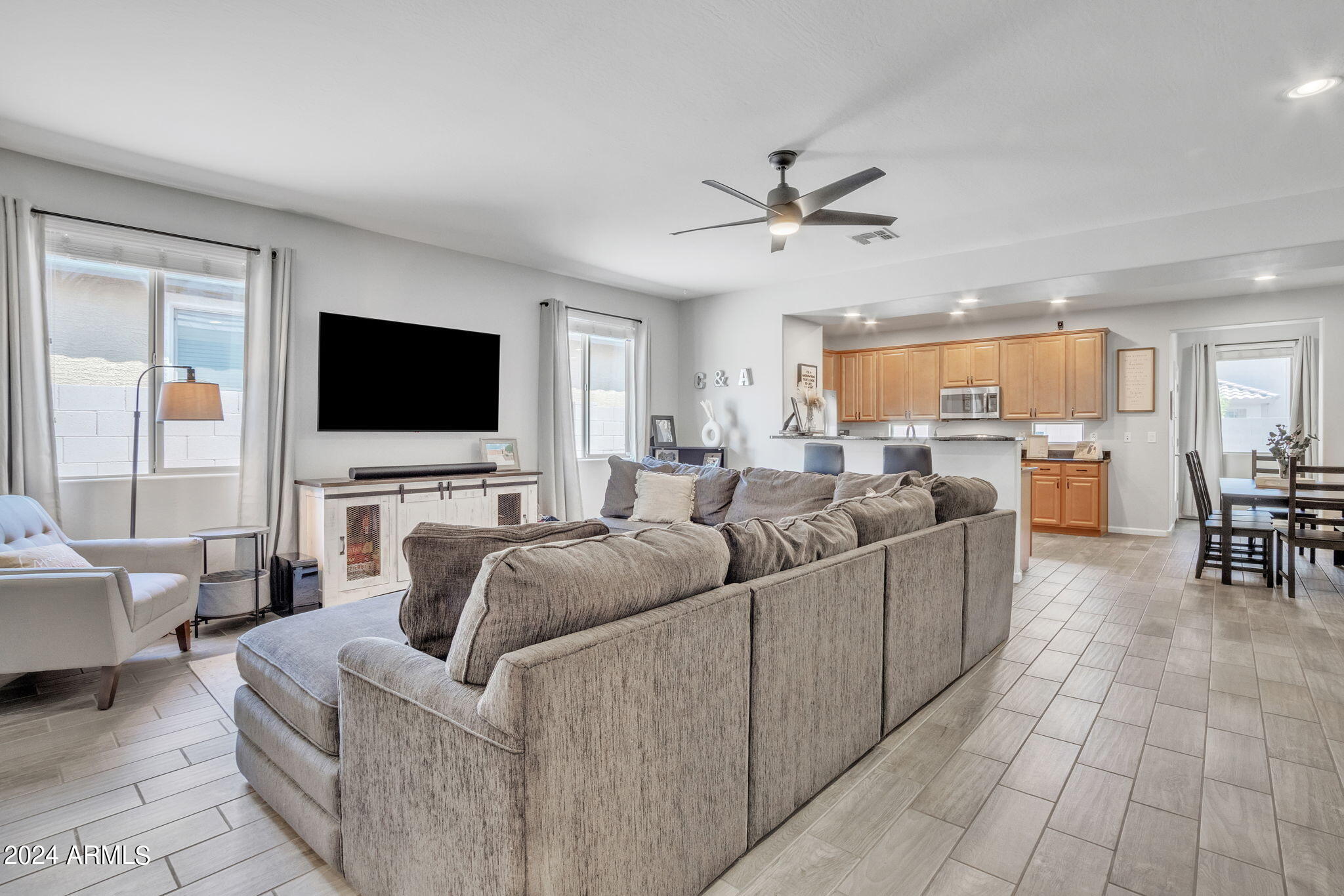 7543 W QUAIL TRACK Drive