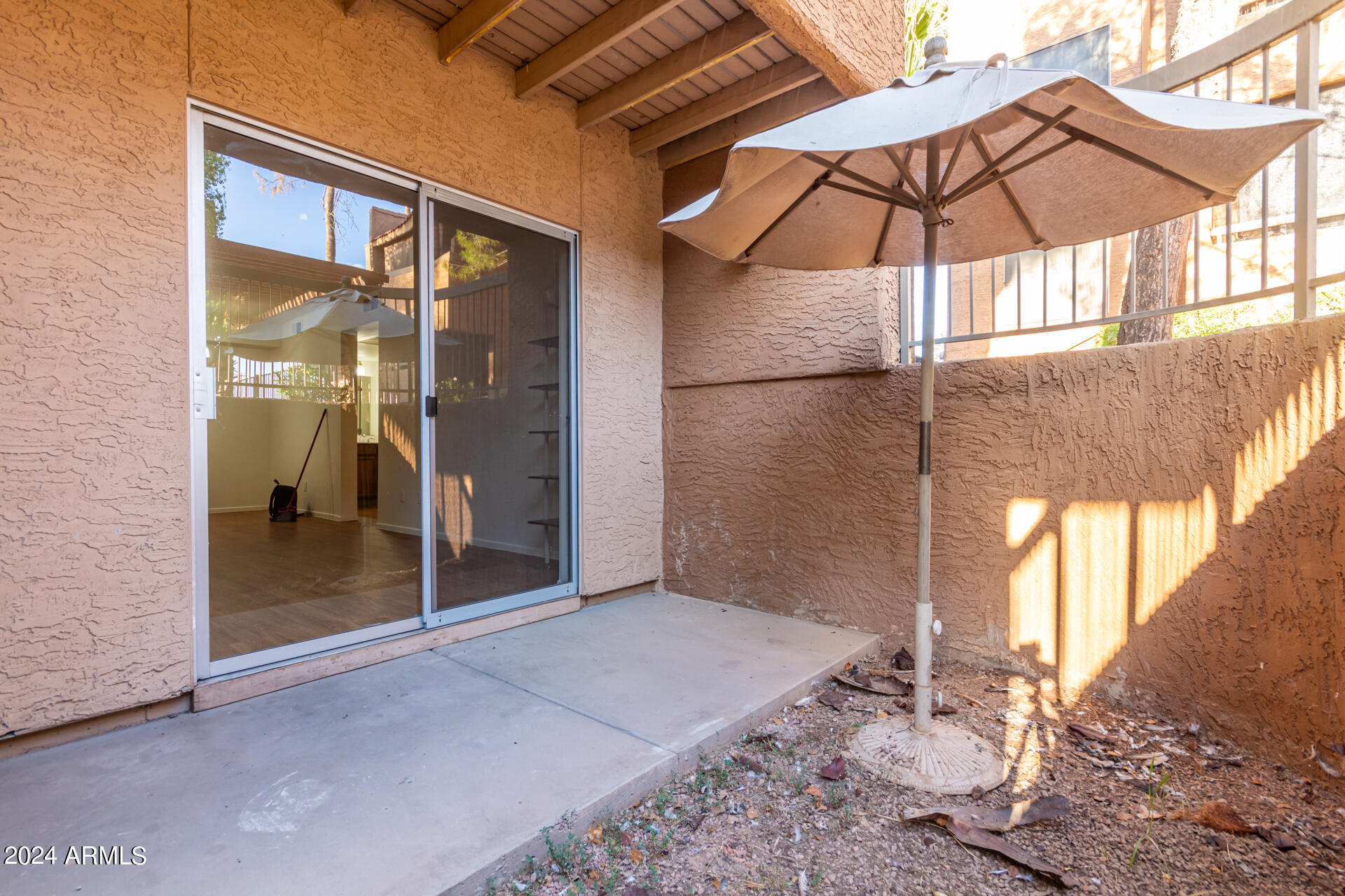 2625 E INDIAN SCHOOL Road # 140