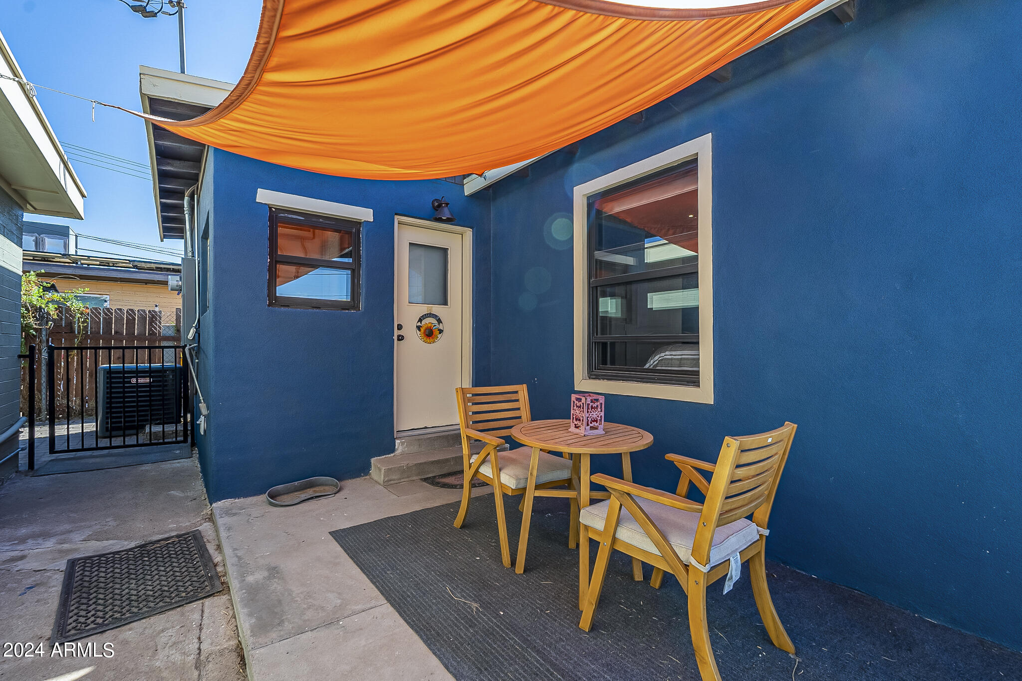 917 S MONTEZUMA Avenue