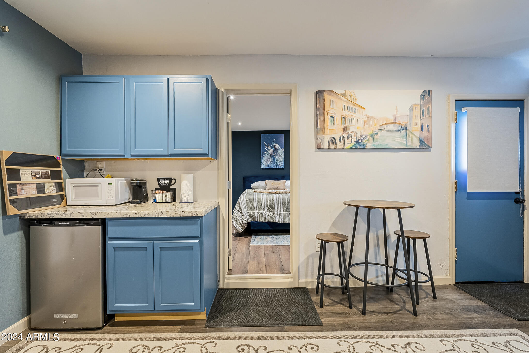 917 S MONTEZUMA Avenue