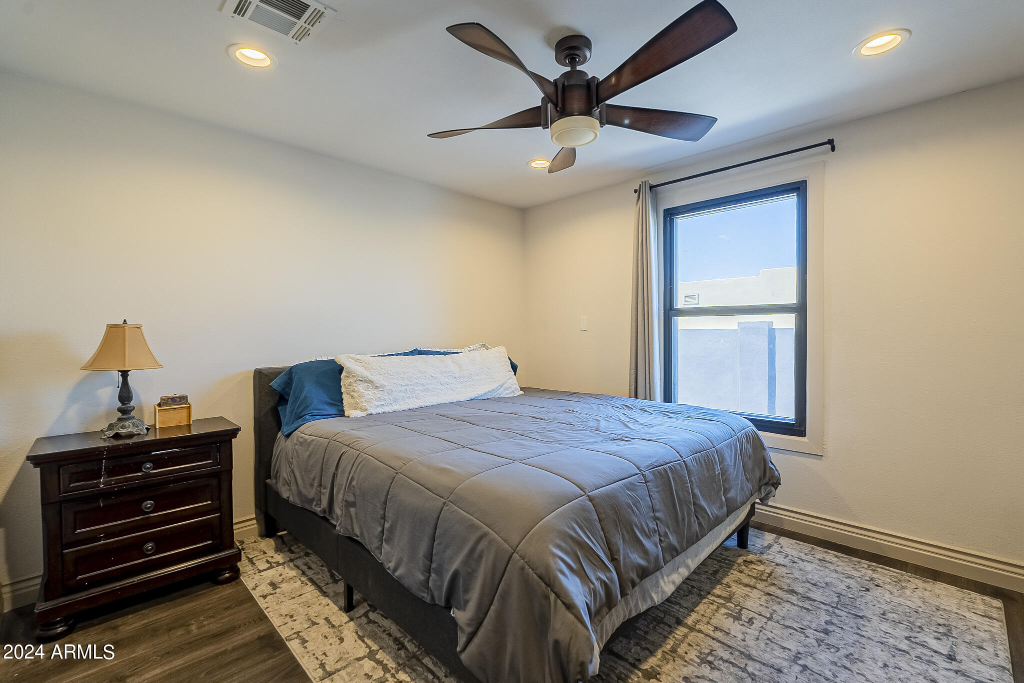 917 S MONTEZUMA Avenue