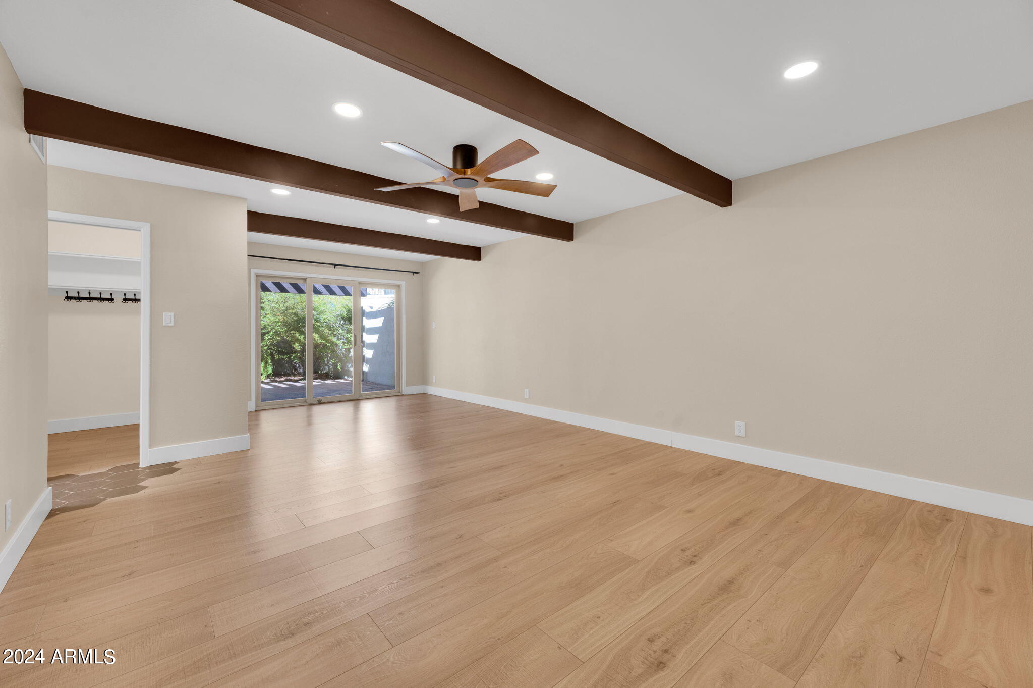 1202 E PALO VERDE Drive