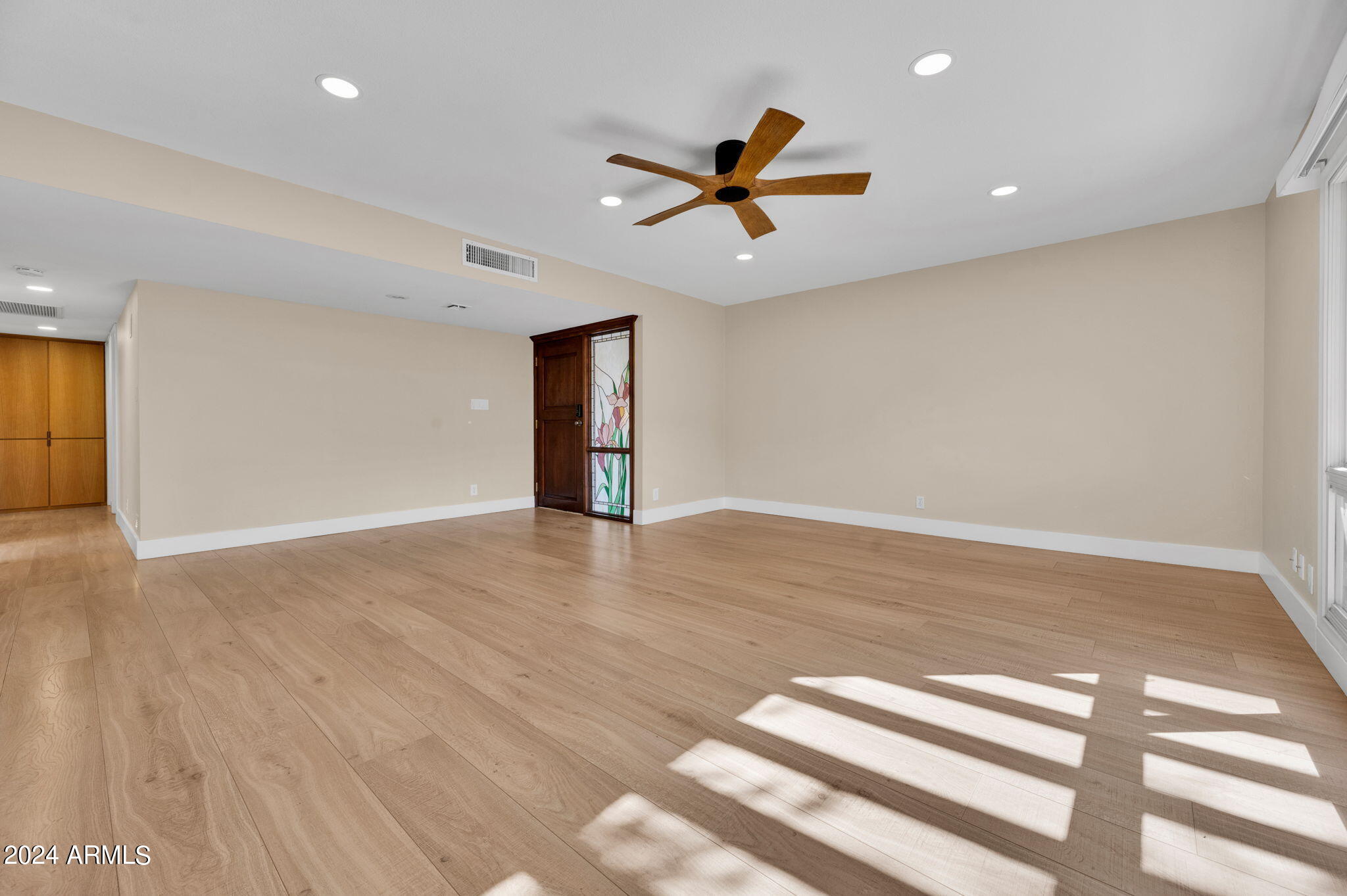 1202 E PALO VERDE Drive