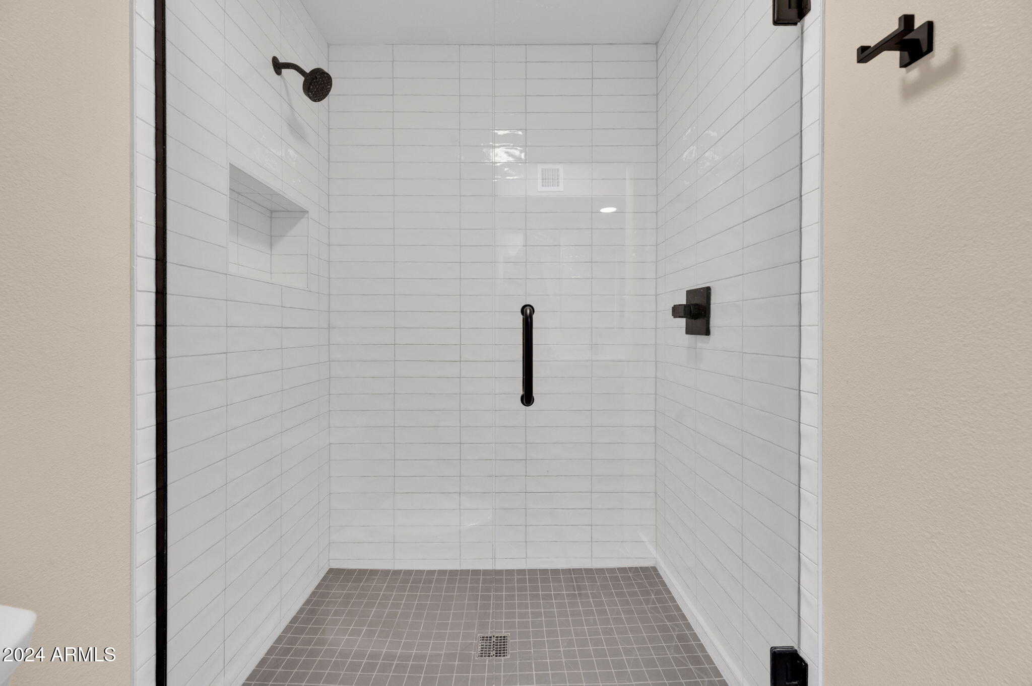 1202 E PALO VERDE Drive