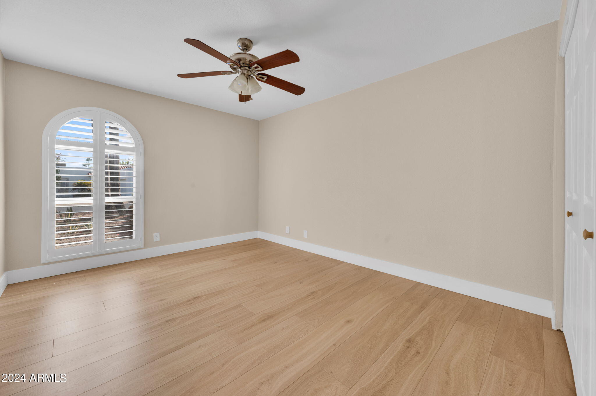 1202 E PALO VERDE Drive