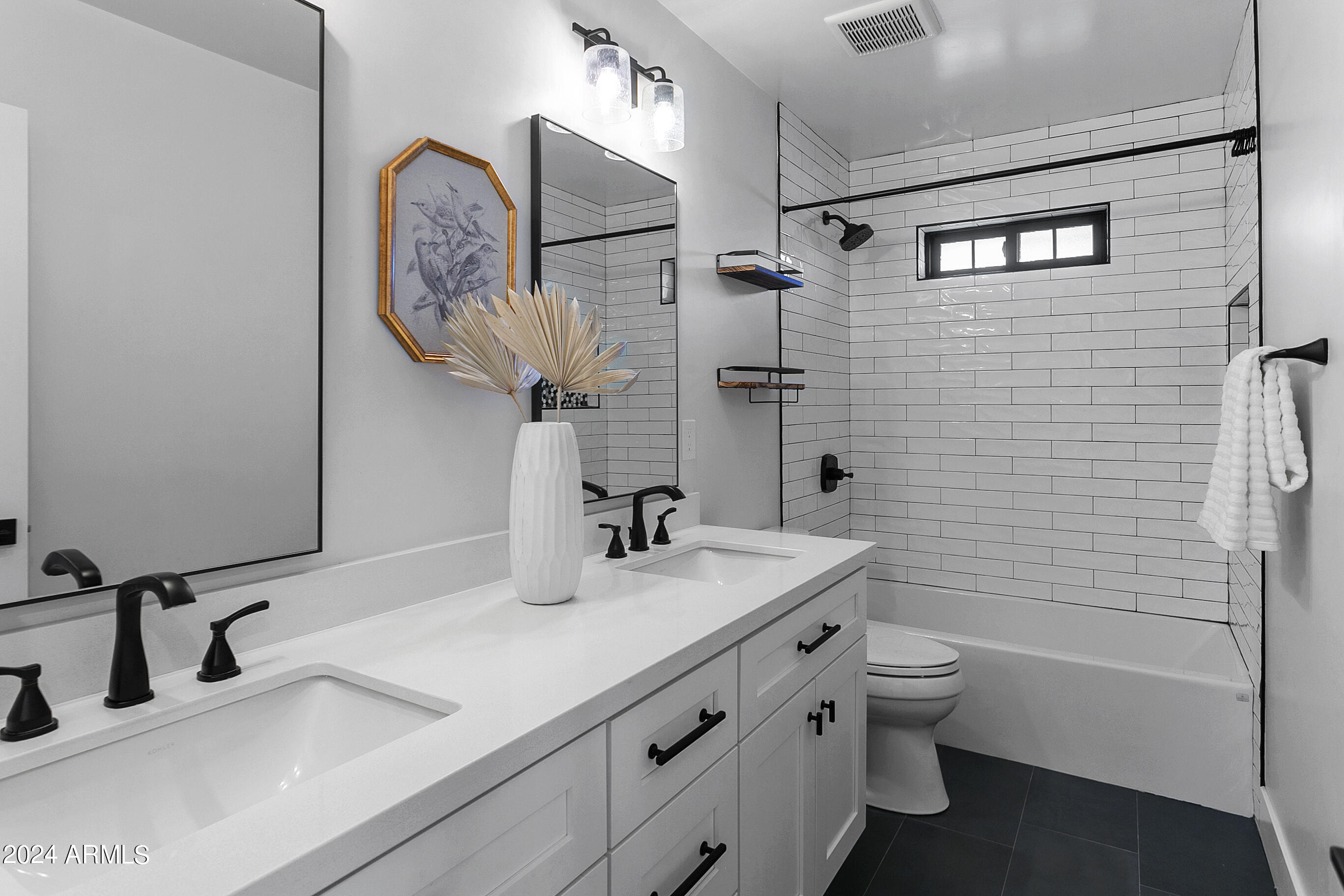 9248 S LAKESHORE Drive