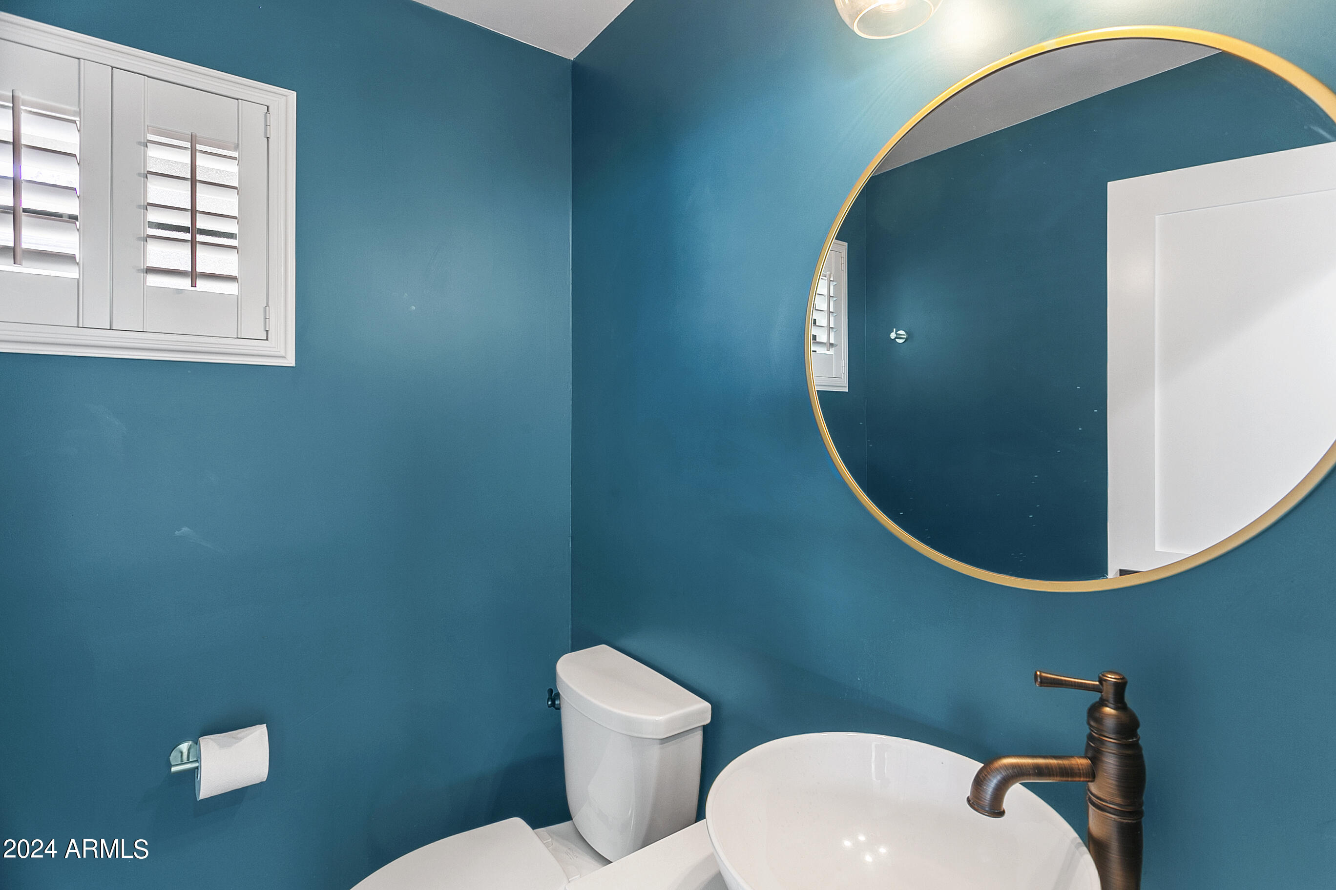 9248 S LAKESHORE Drive