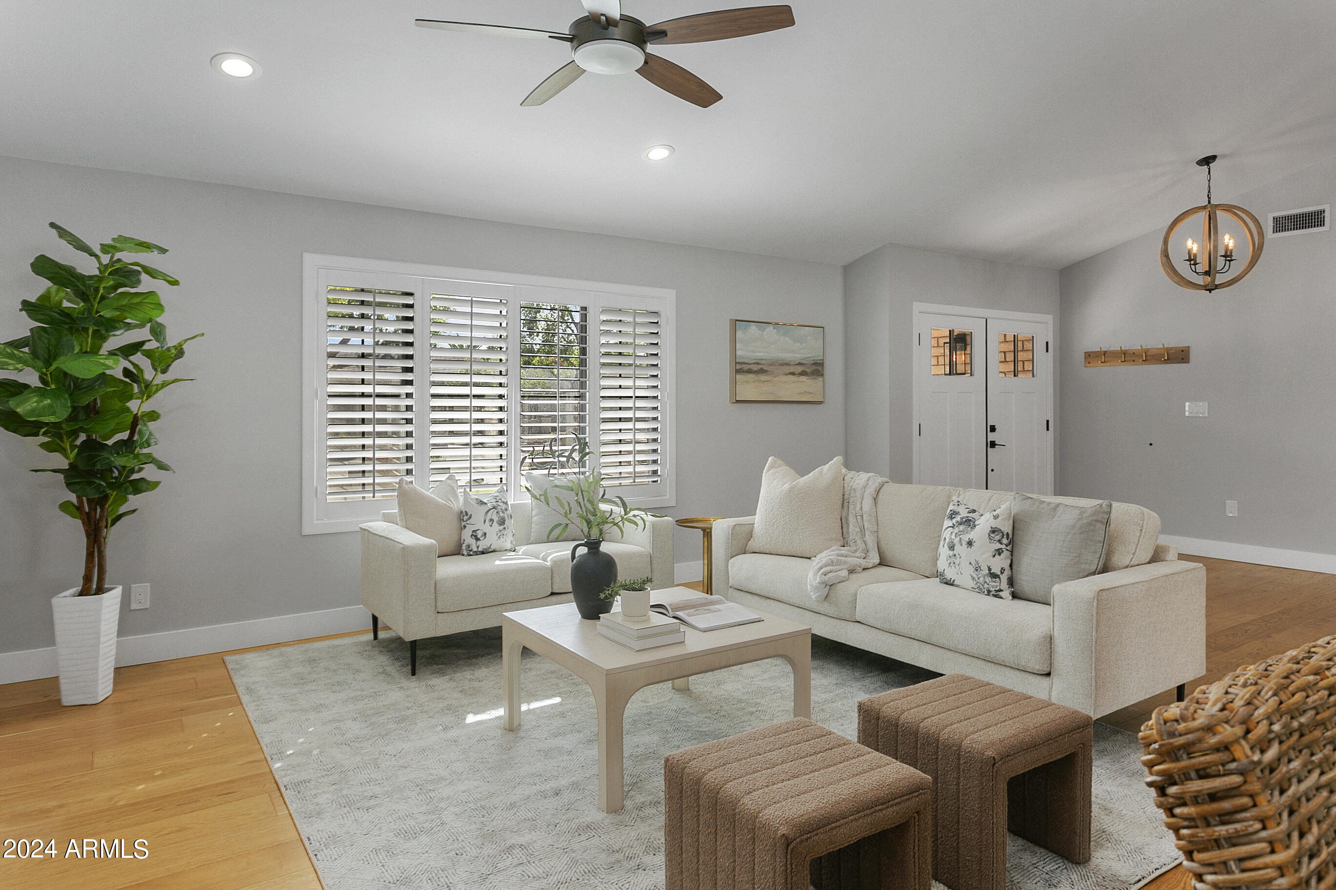 9248 S LAKESHORE Drive