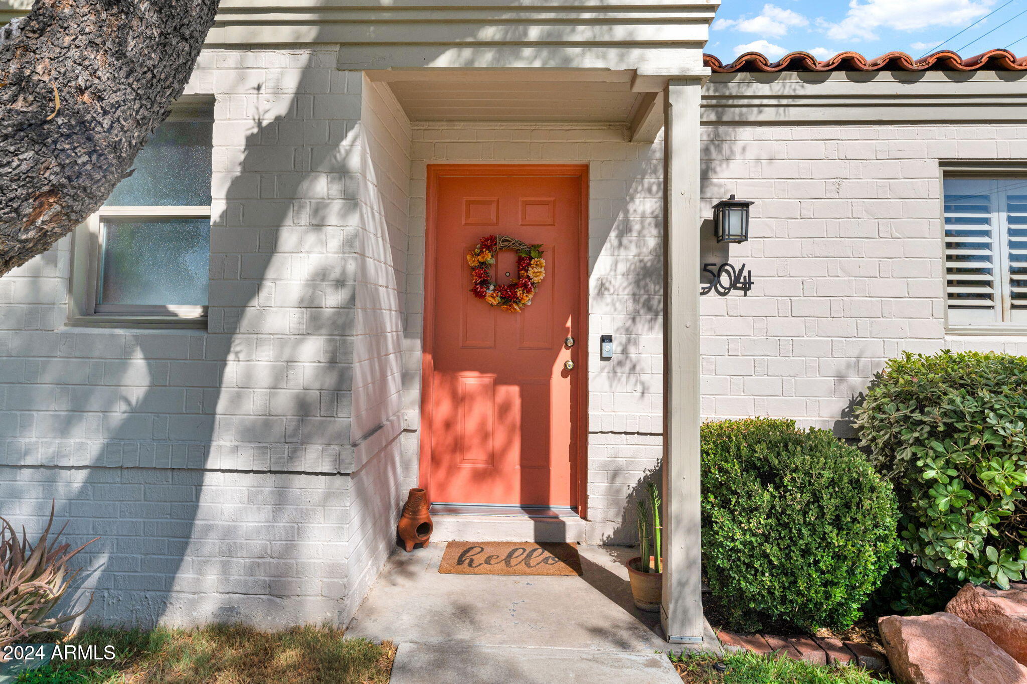 504 E PASADENA Avenue