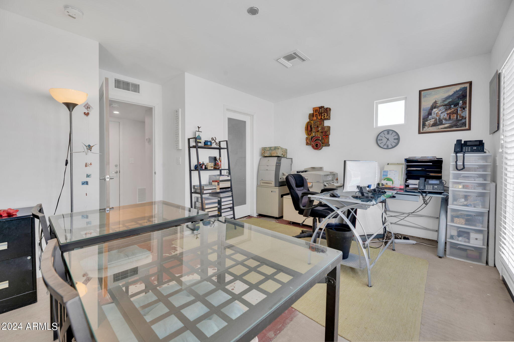 504 E PASADENA Avenue