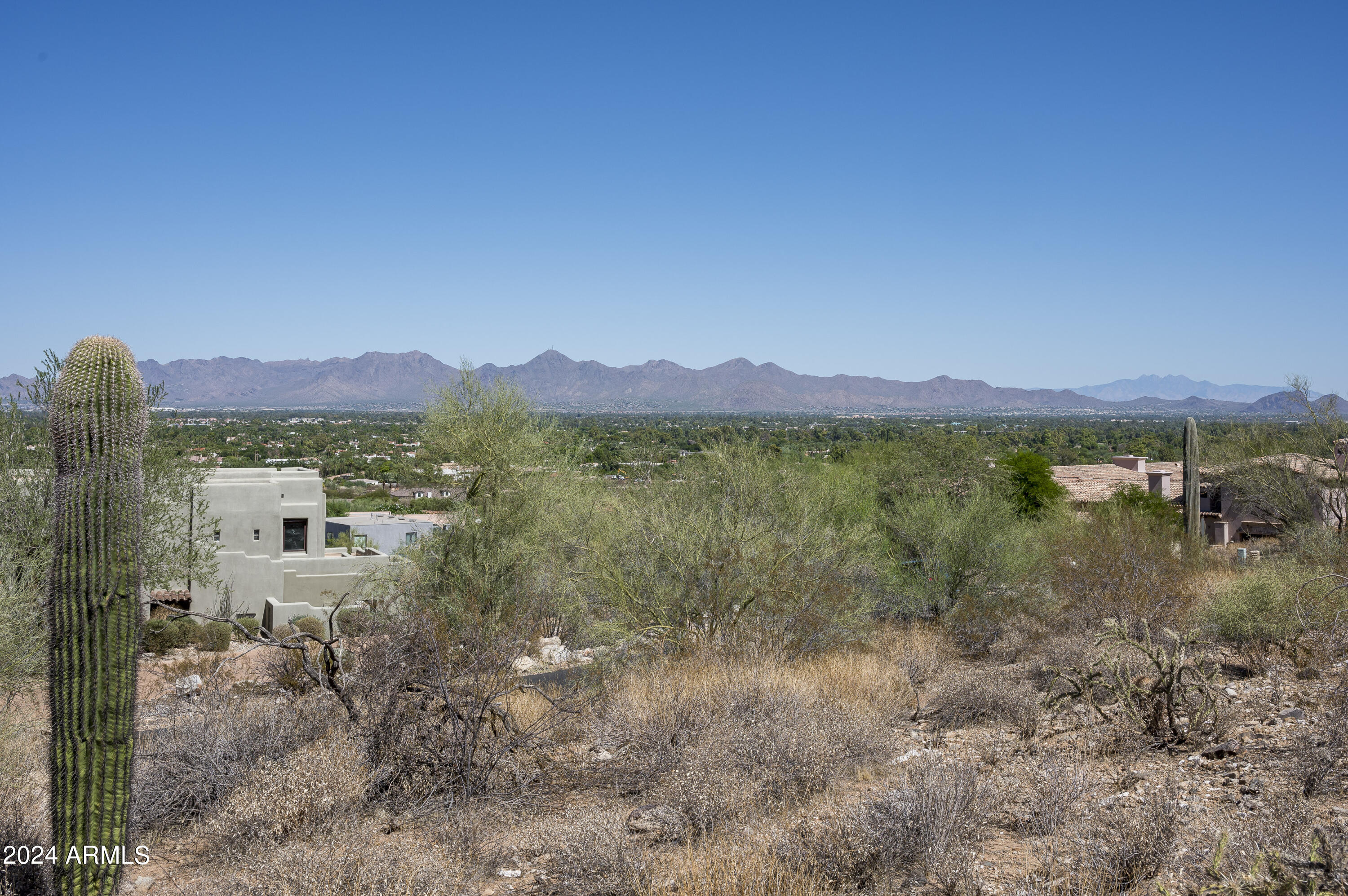 5833 E FOOTHILL Drive N # 88