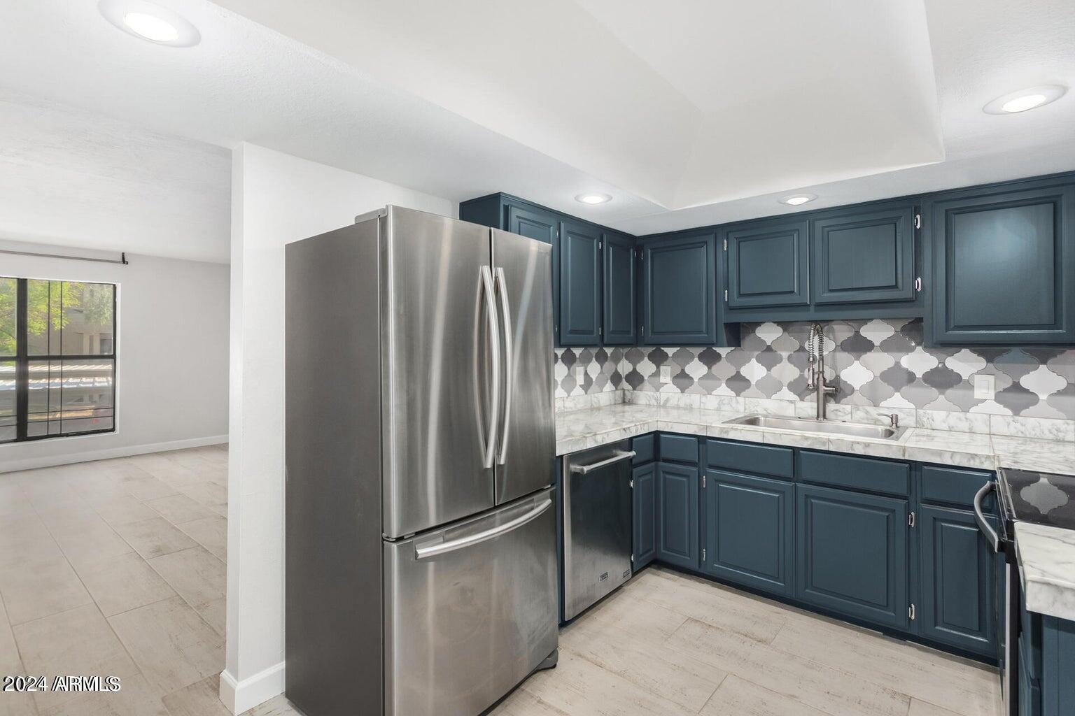 5124 N 31ST Place # 528
