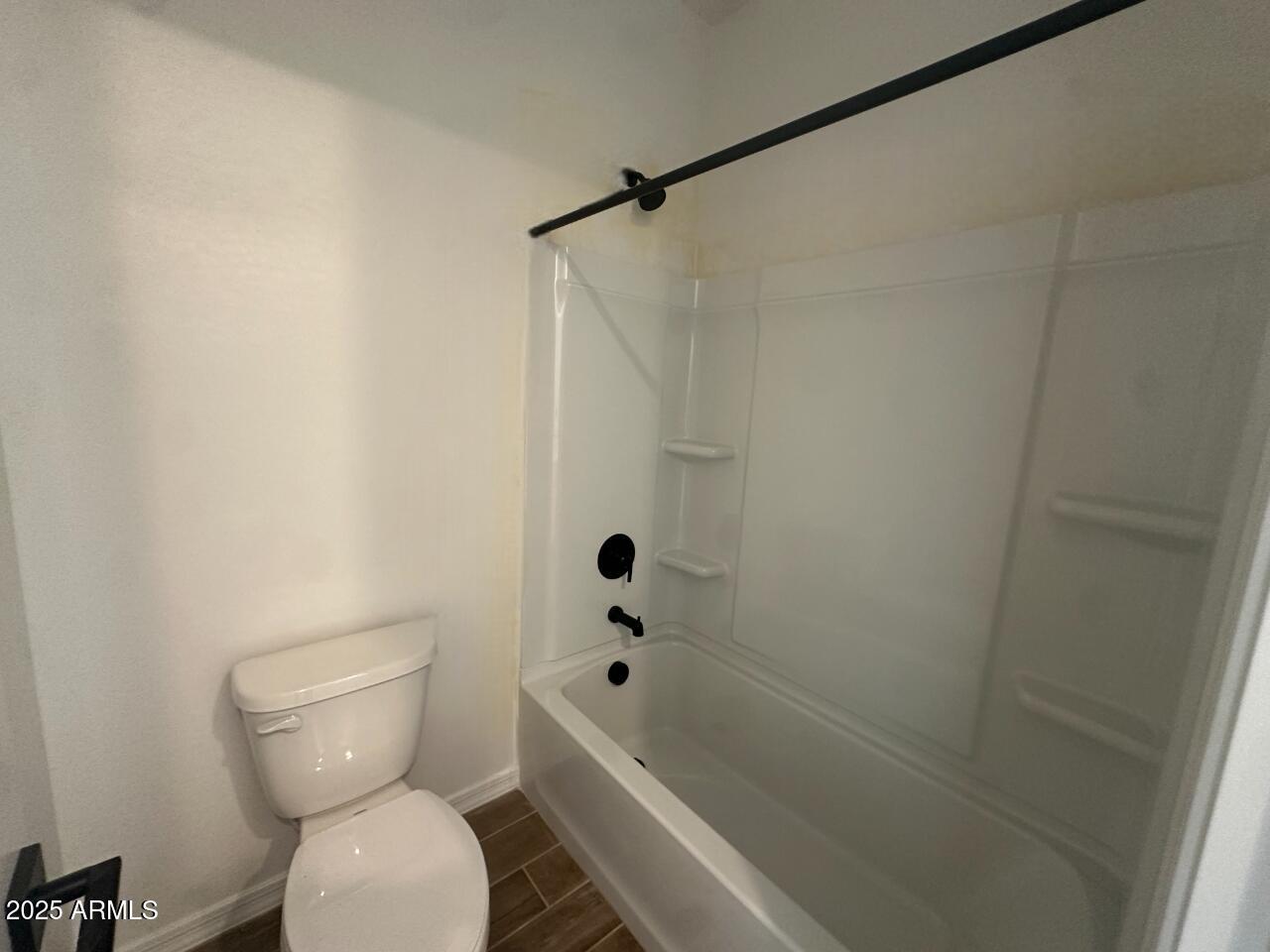 2622 E ABE TRUCKLE Avenue