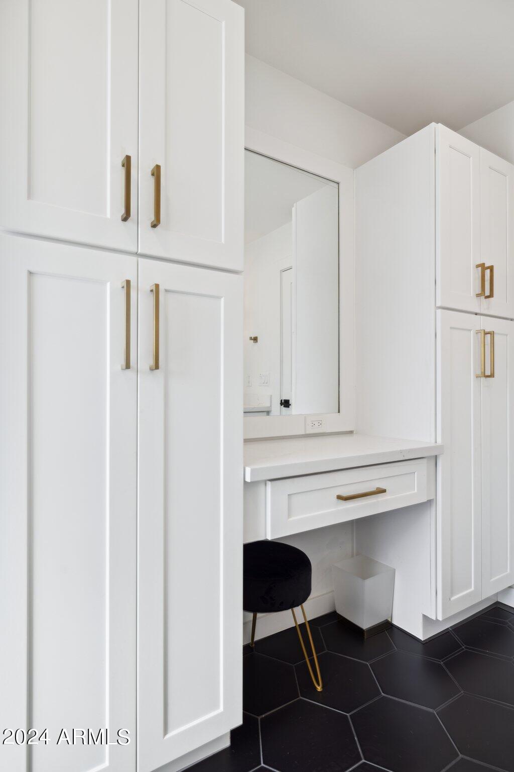 8320 E APPALOOSA Trail