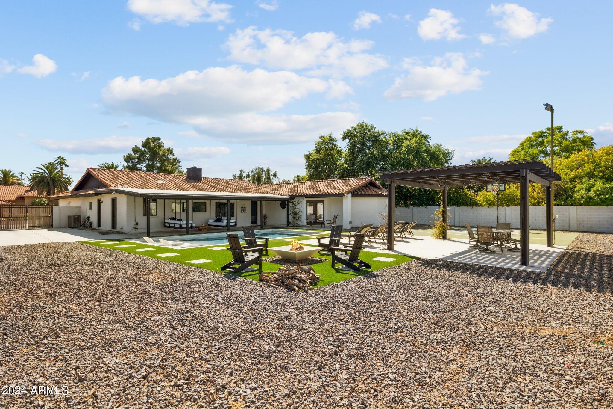 8320 E APPALOOSA Trail