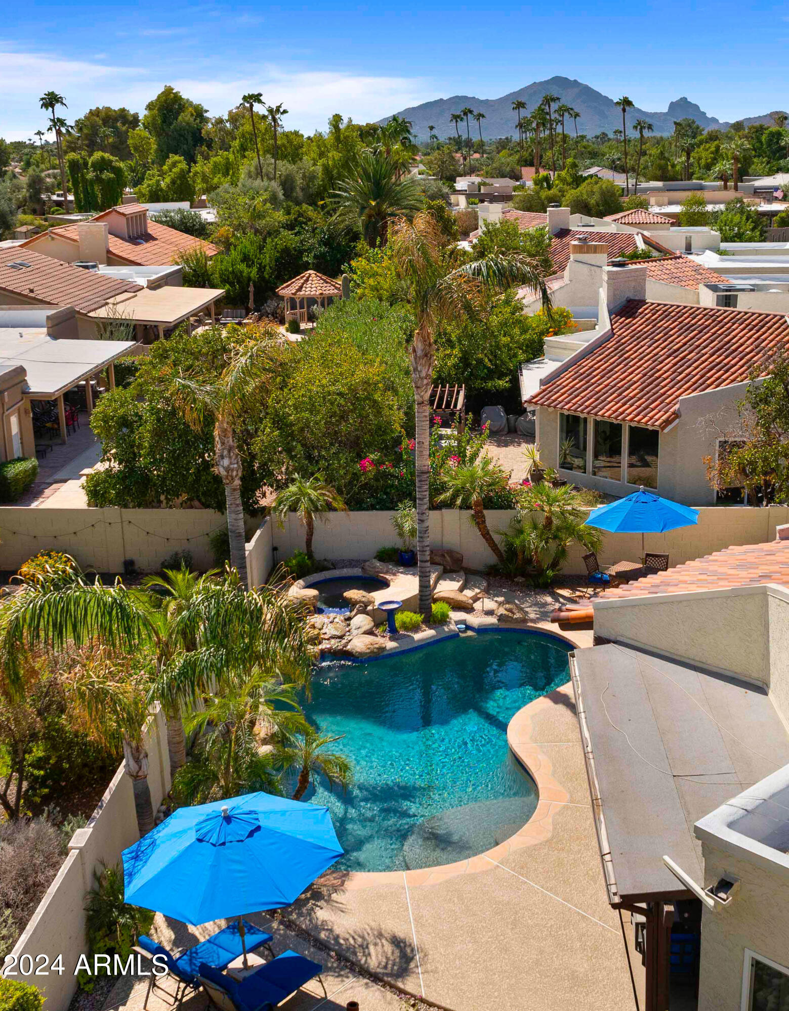 8725 E SAN MARINO Drive