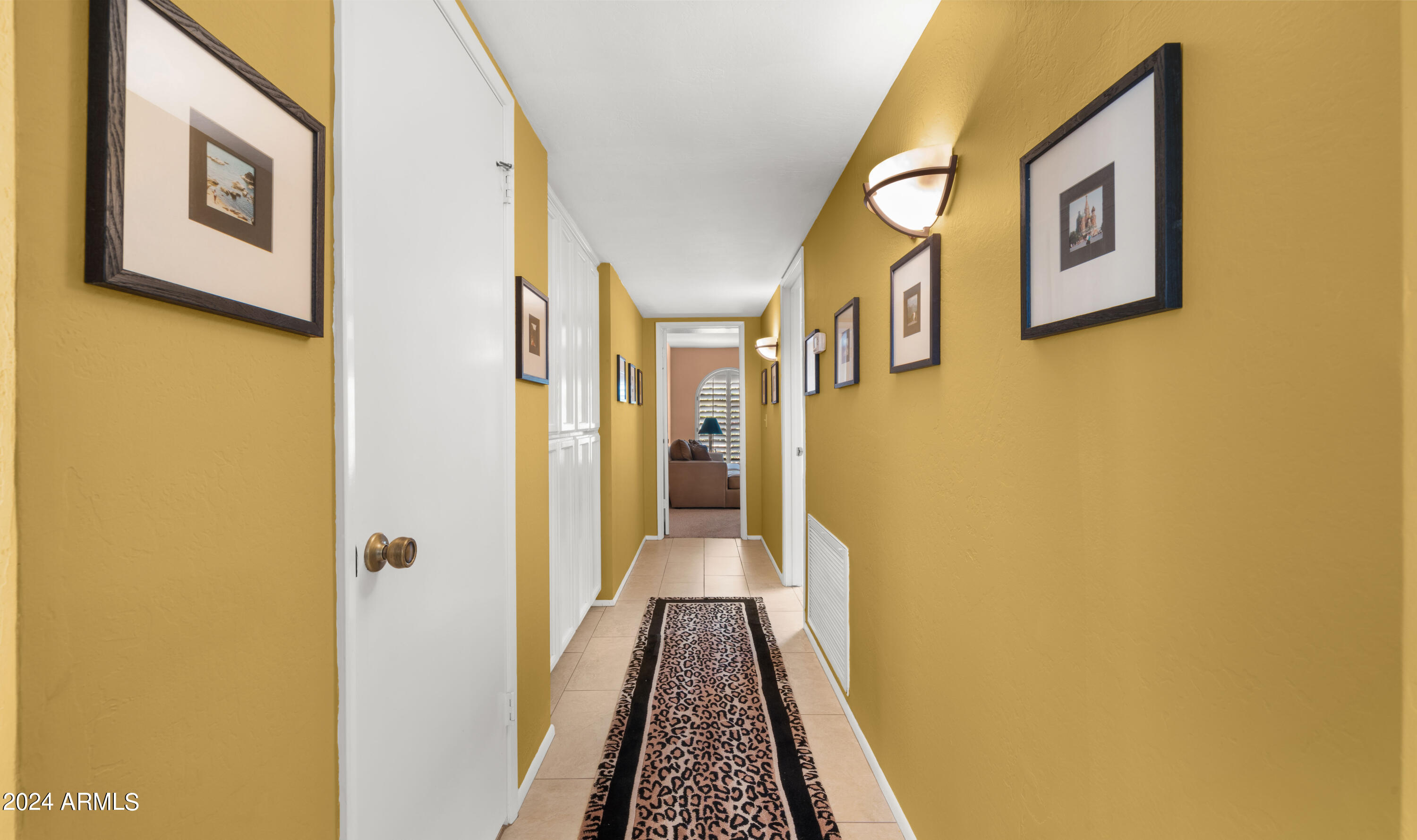 8725 E SAN MARINO Drive