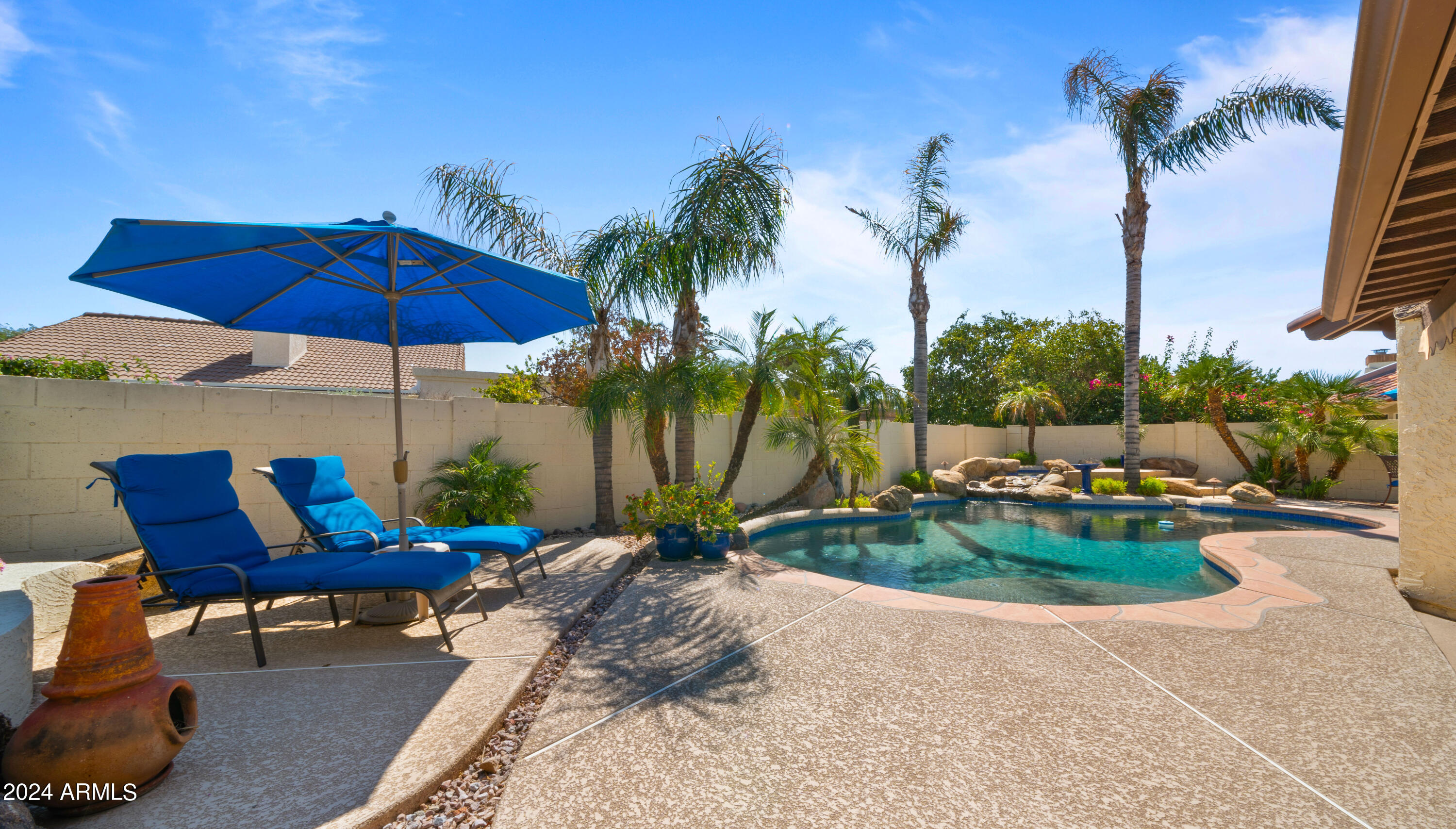 8725 E SAN MARINO Drive