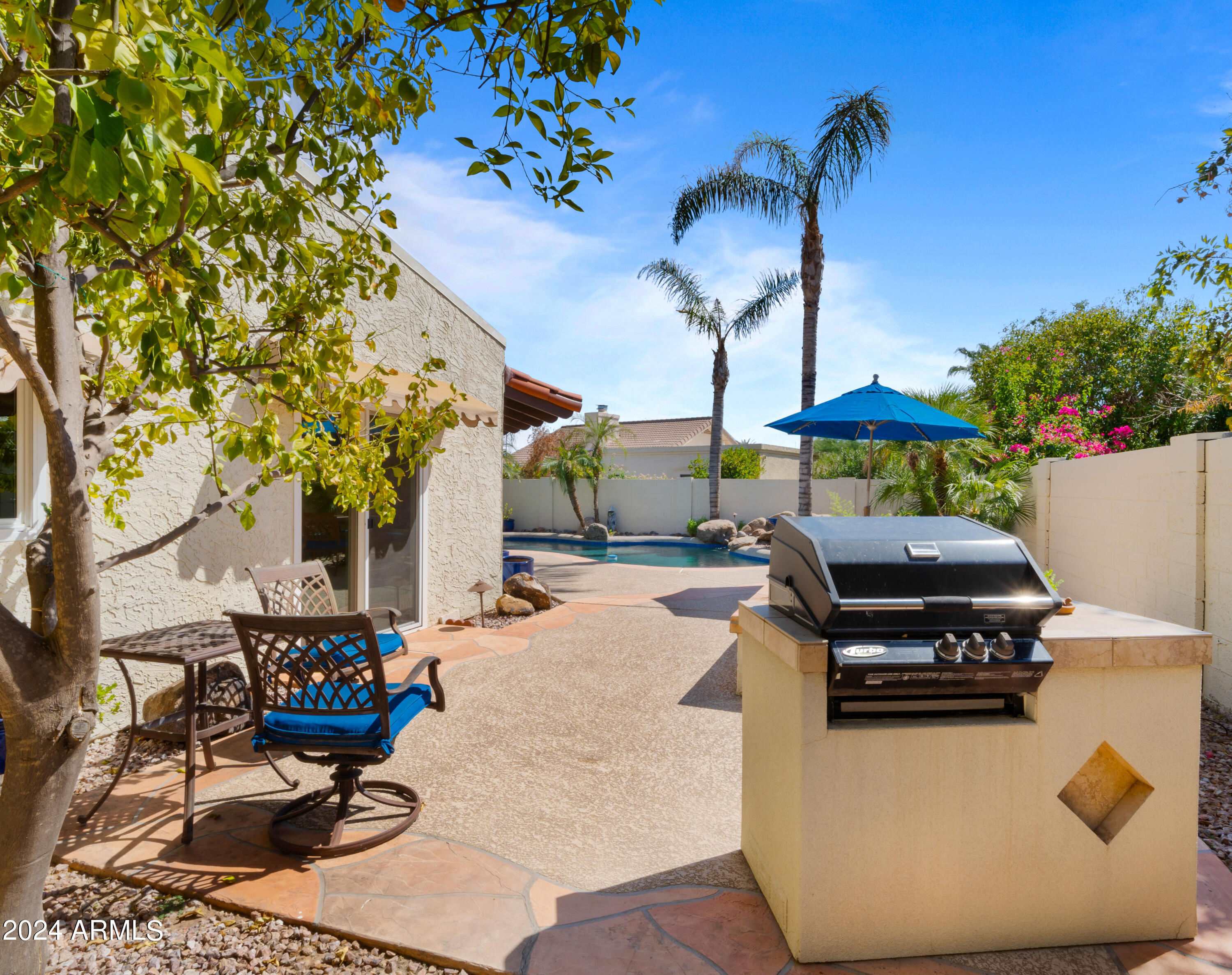 8725 E SAN MARINO Drive