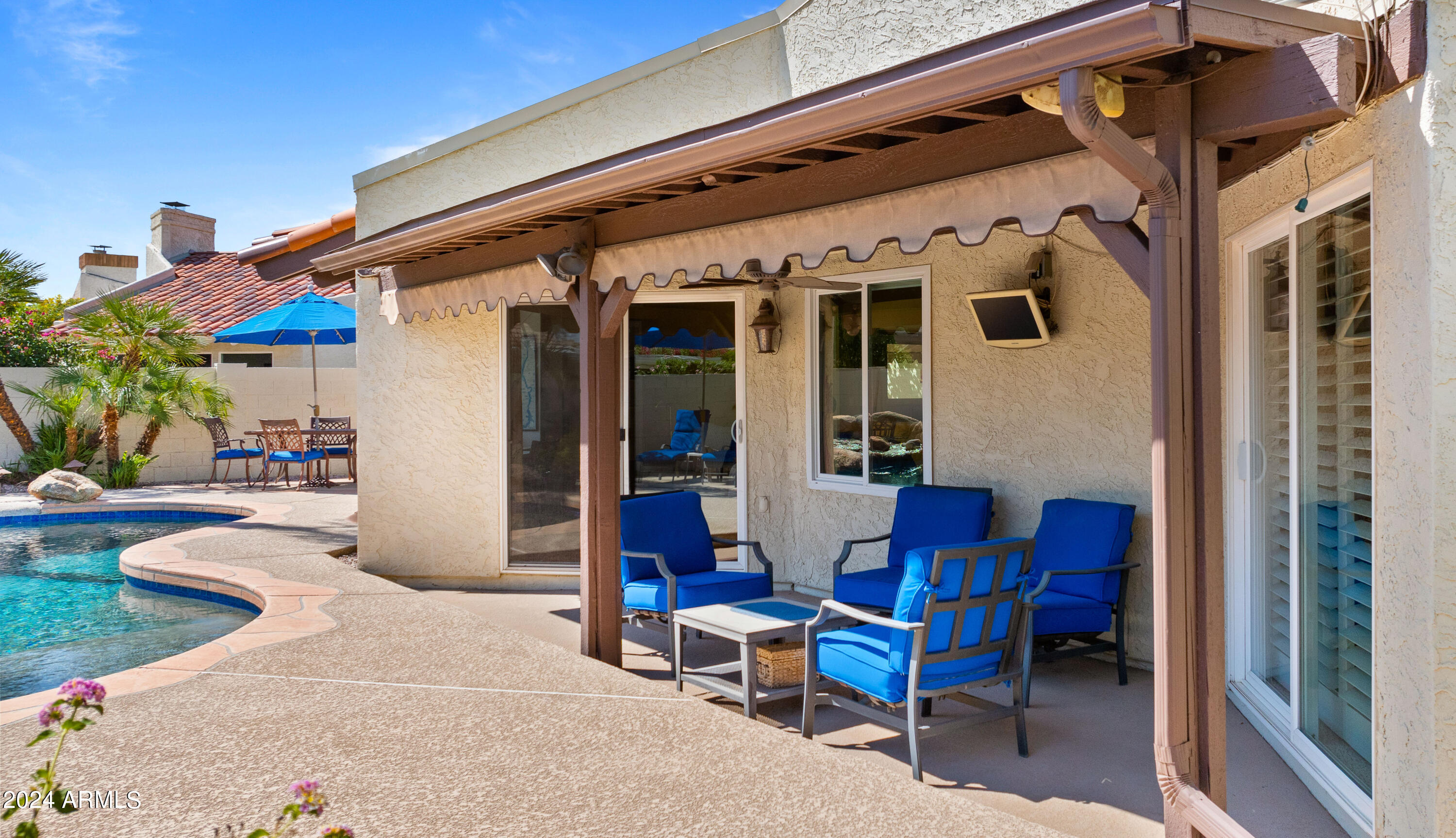 8725 E SAN MARINO Drive