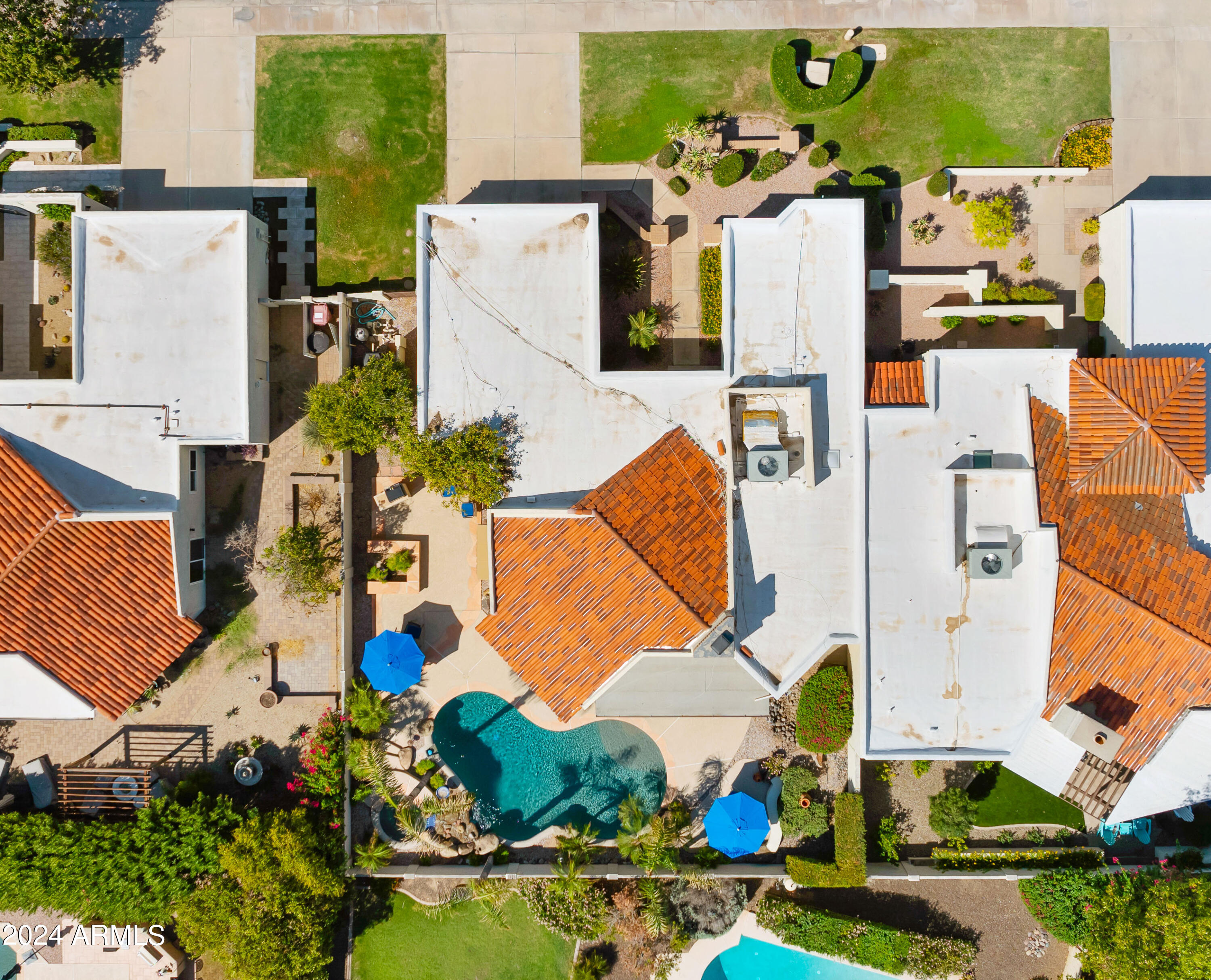 8725 E SAN MARINO Drive