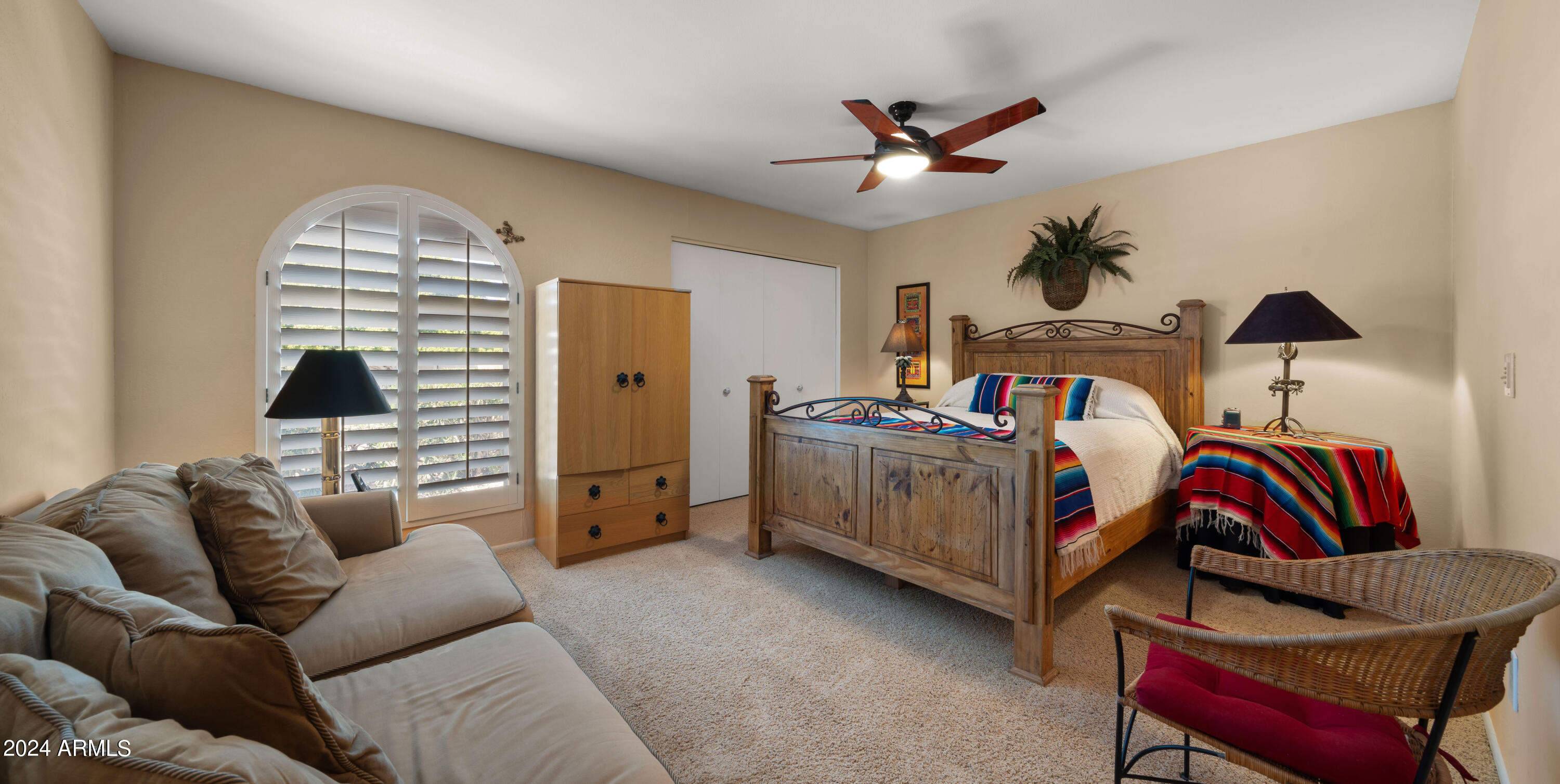 8725 E SAN MARINO Drive