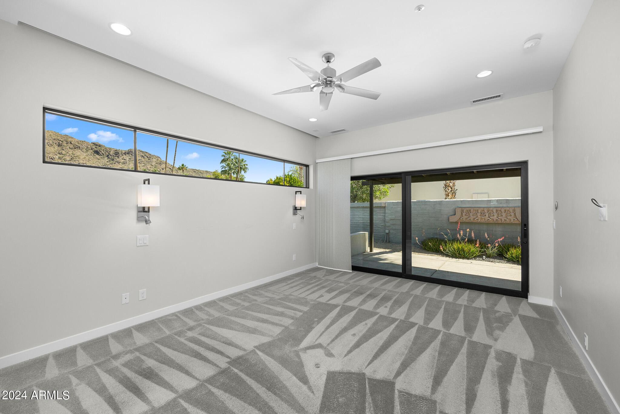 5434 E LINCOLN Drive # 16