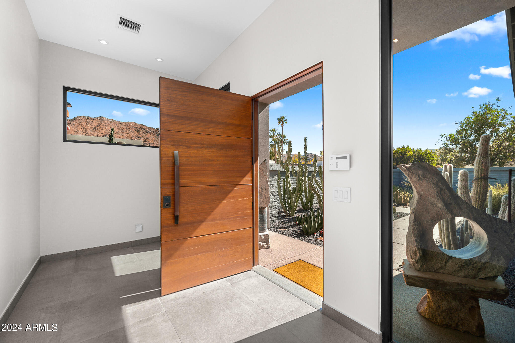 5434 E LINCOLN Drive # 16