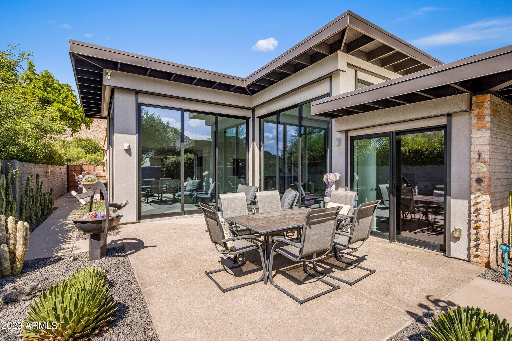 5434 E LINCOLN Drive # 16