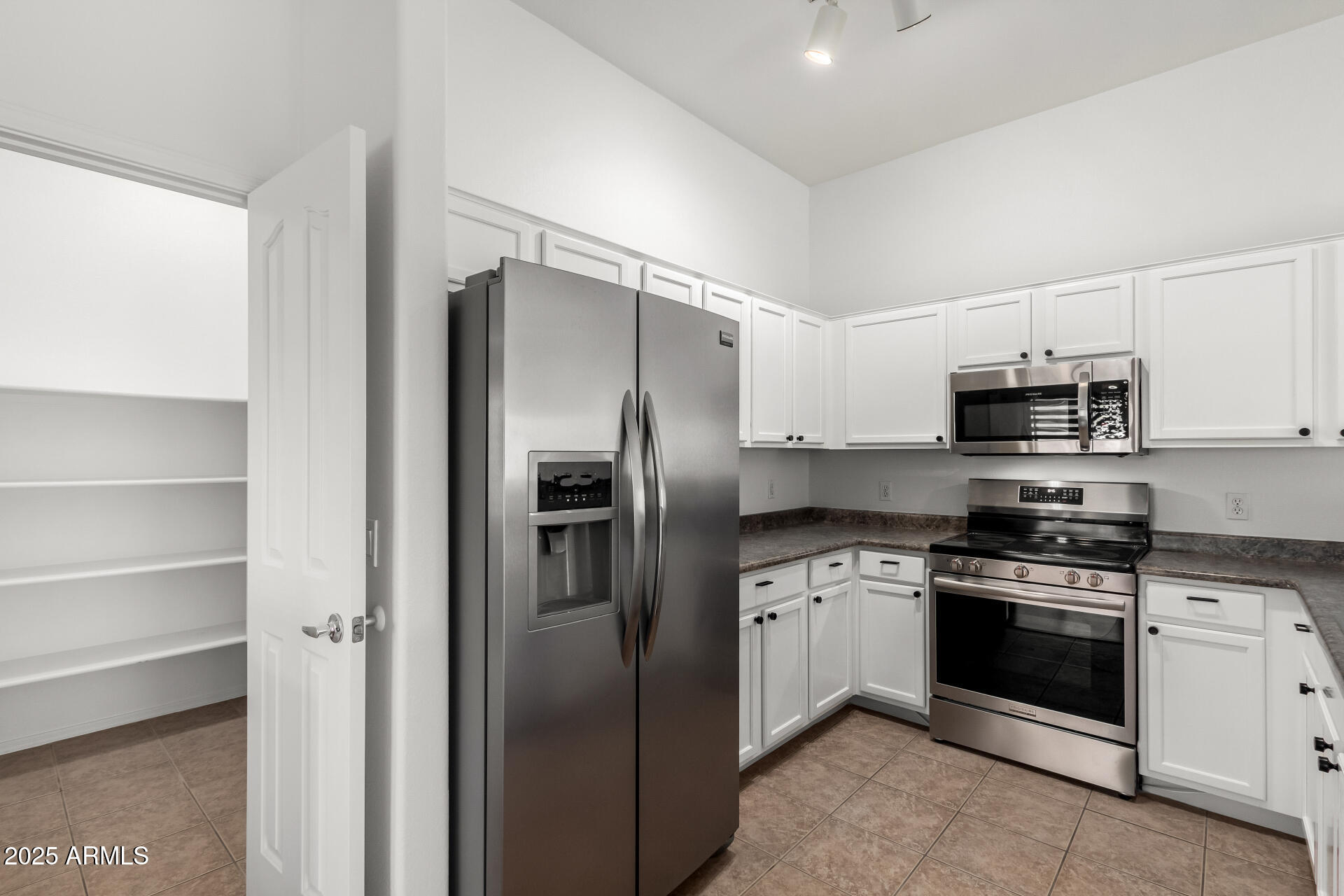 2402 E 5TH Street # 1481