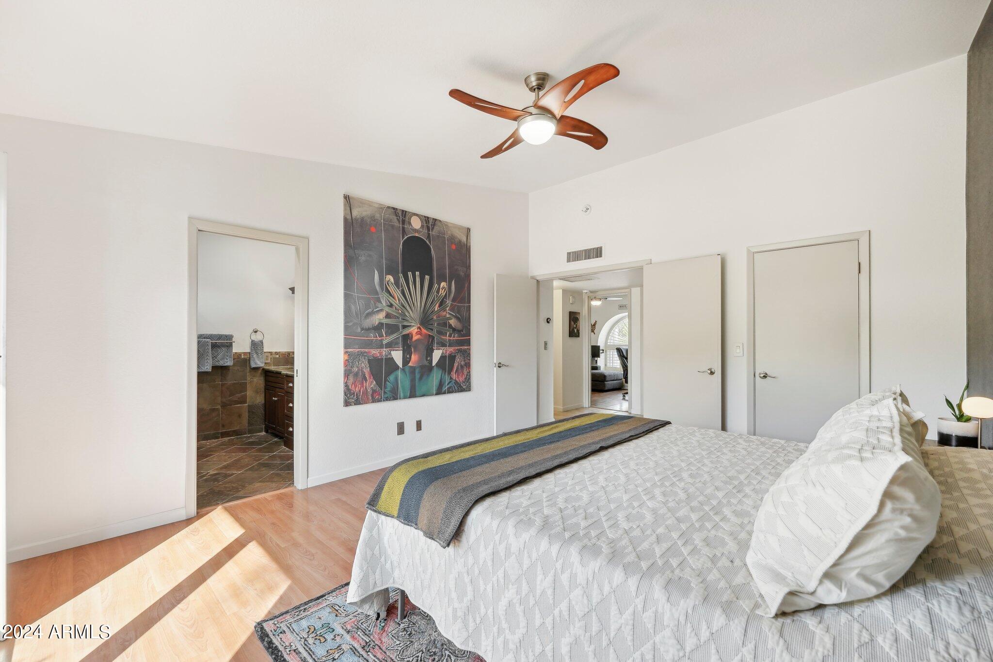 61 W SECRETARIAT Drive