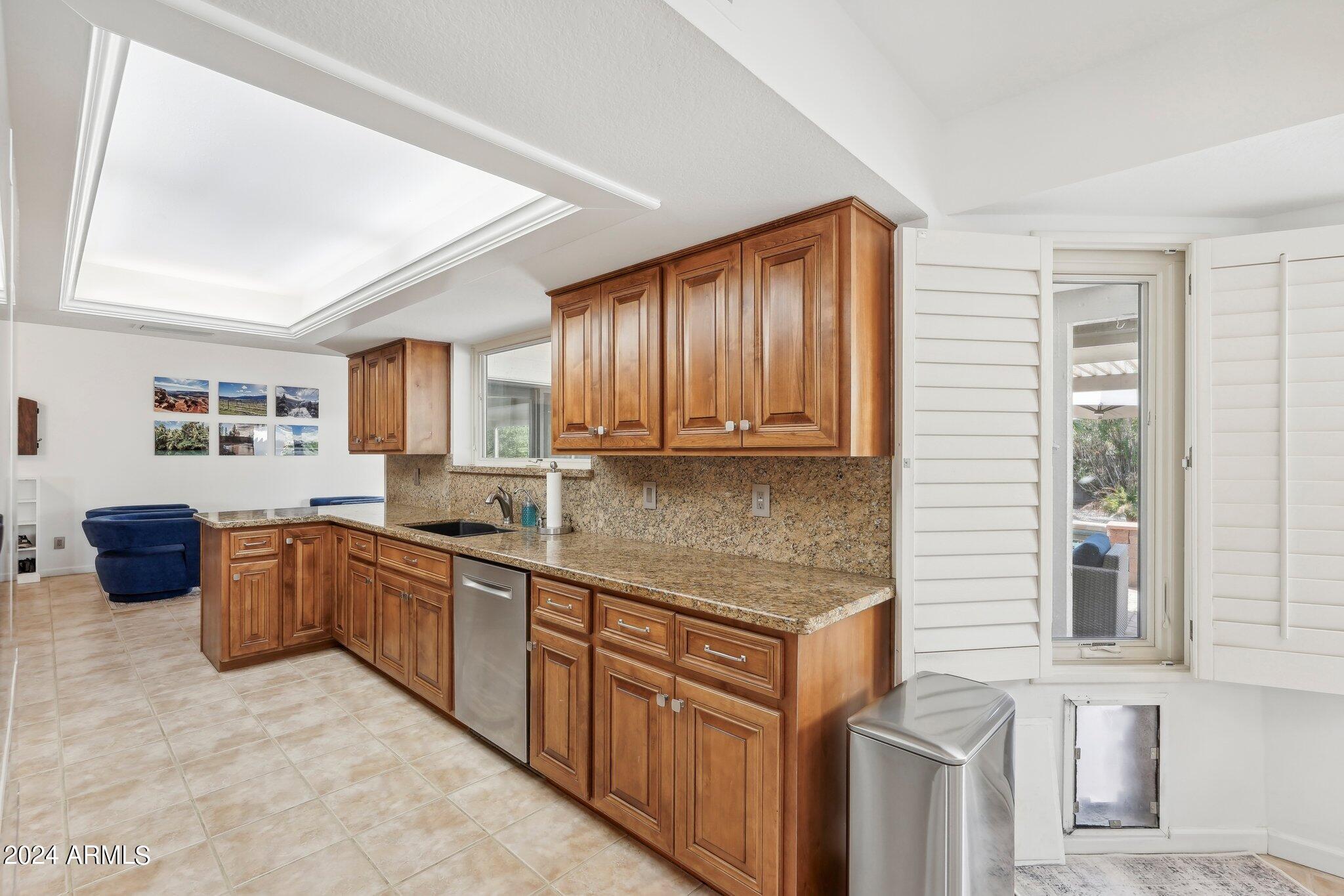 61 W SECRETARIAT Drive