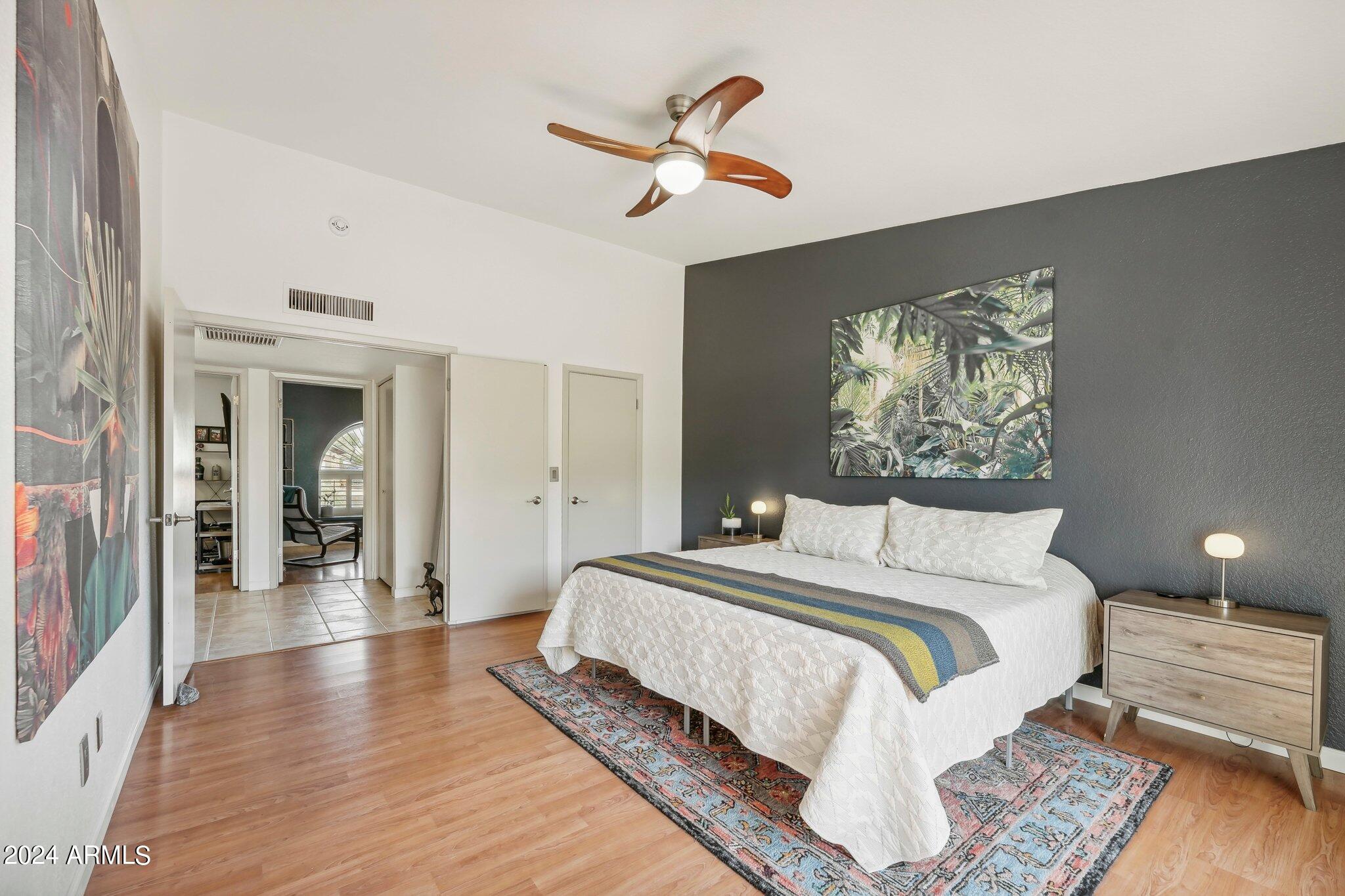 61 W SECRETARIAT Drive