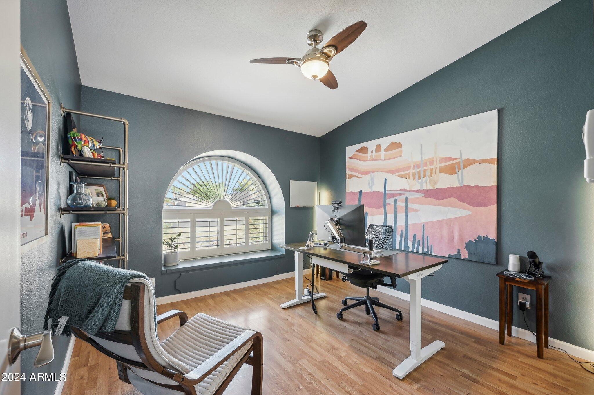 61 W SECRETARIAT Drive