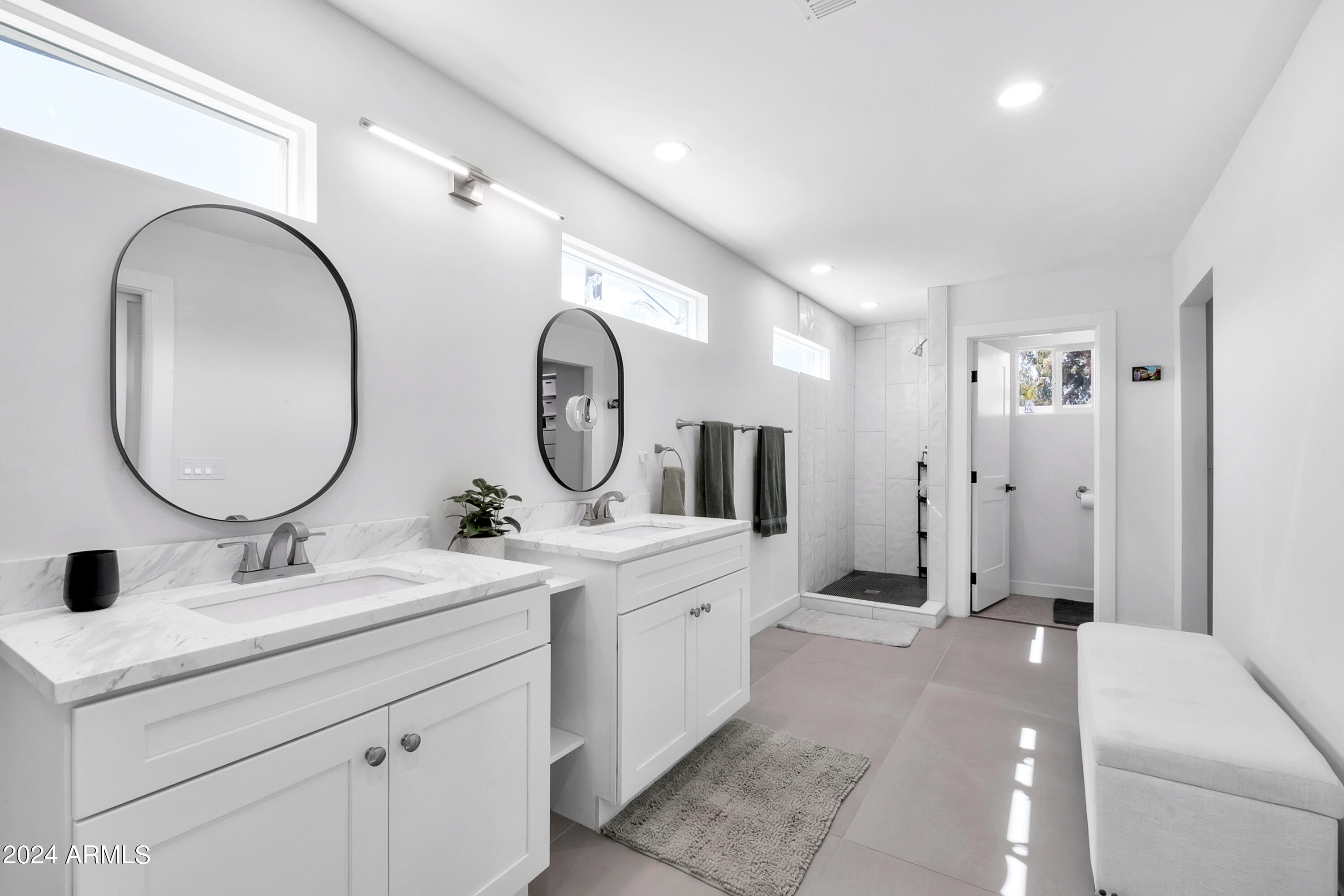 3601 E CLARENDON Avenue