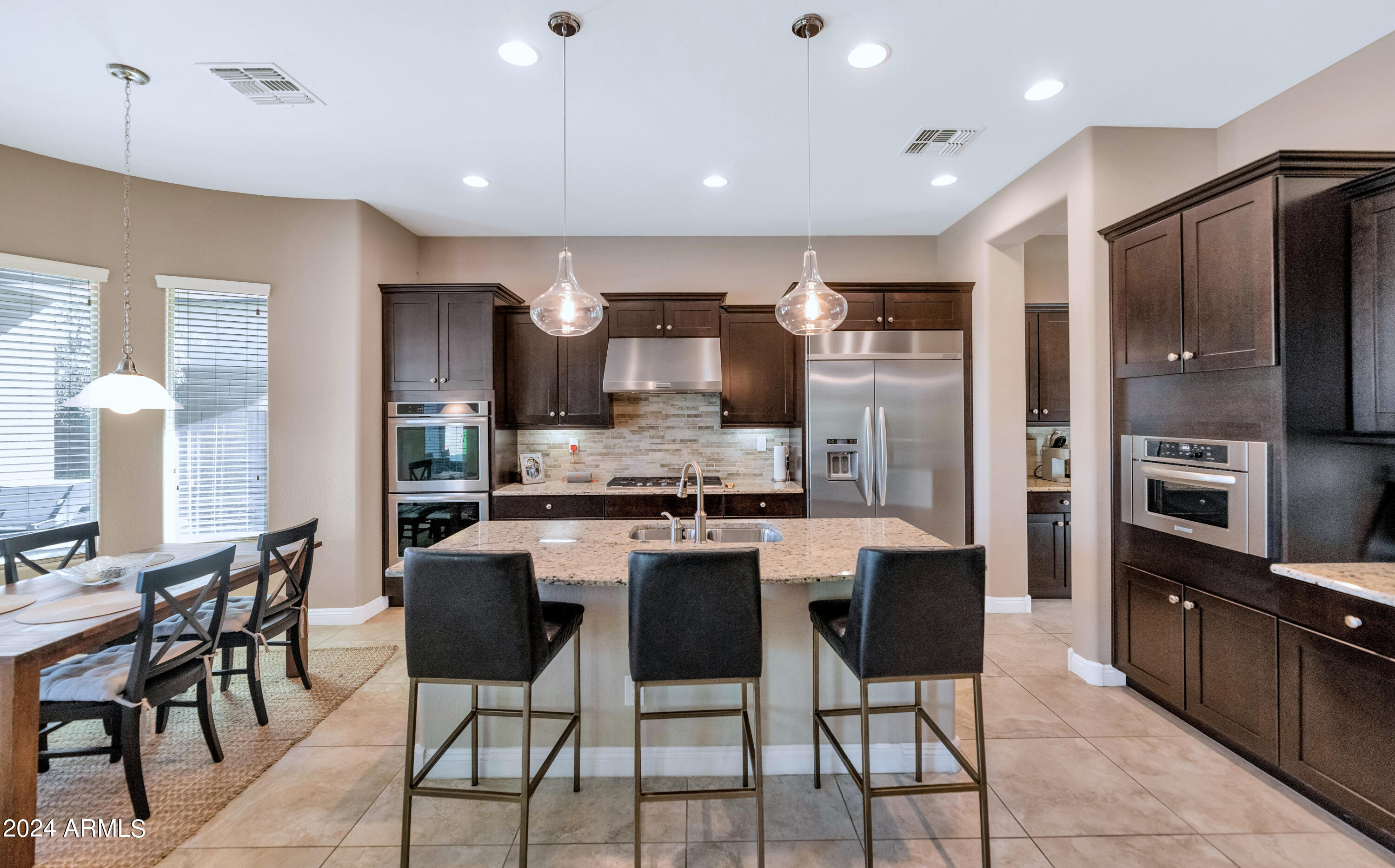 3730 E CAT BALUE Drive