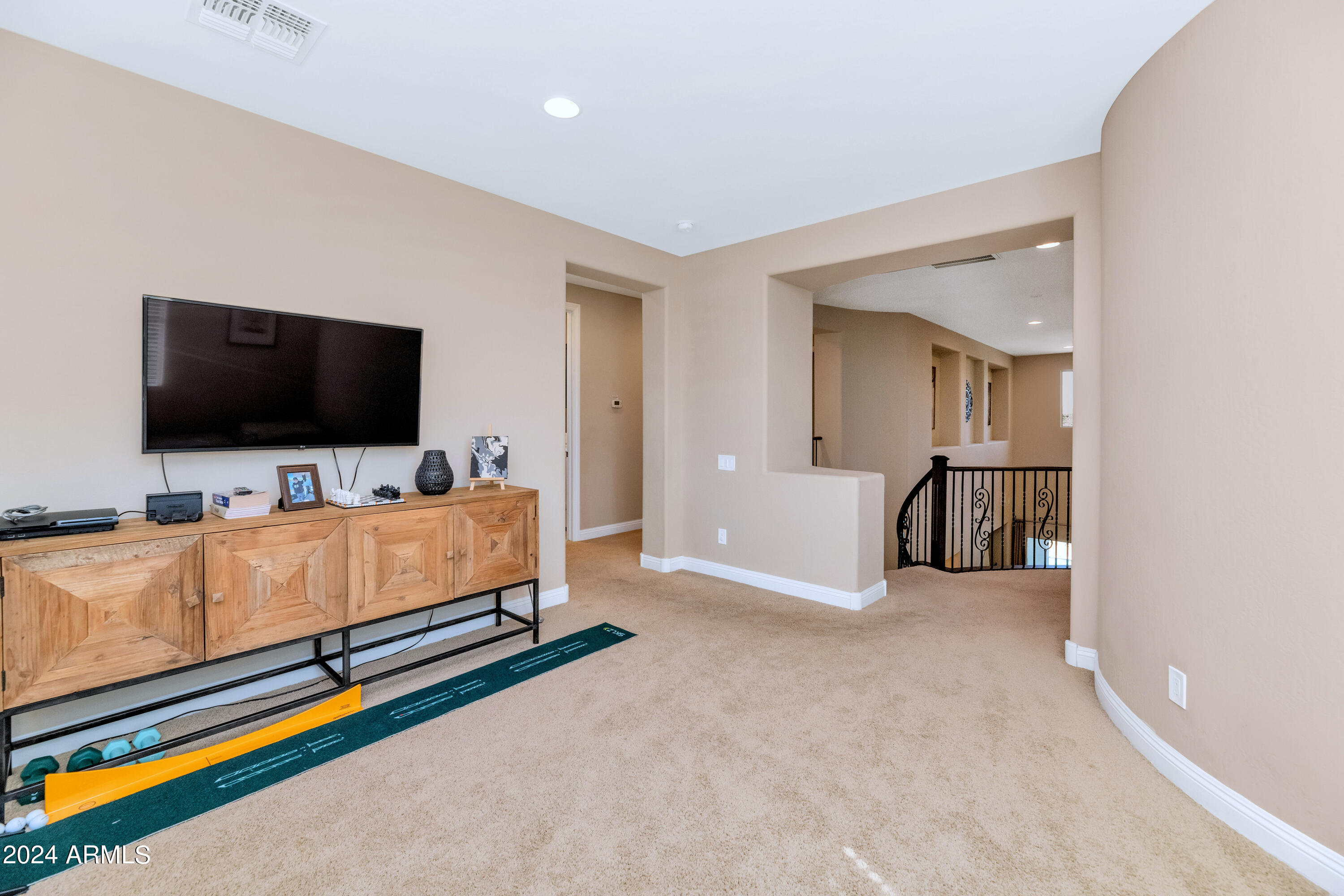 3730 E CAT BALUE Drive