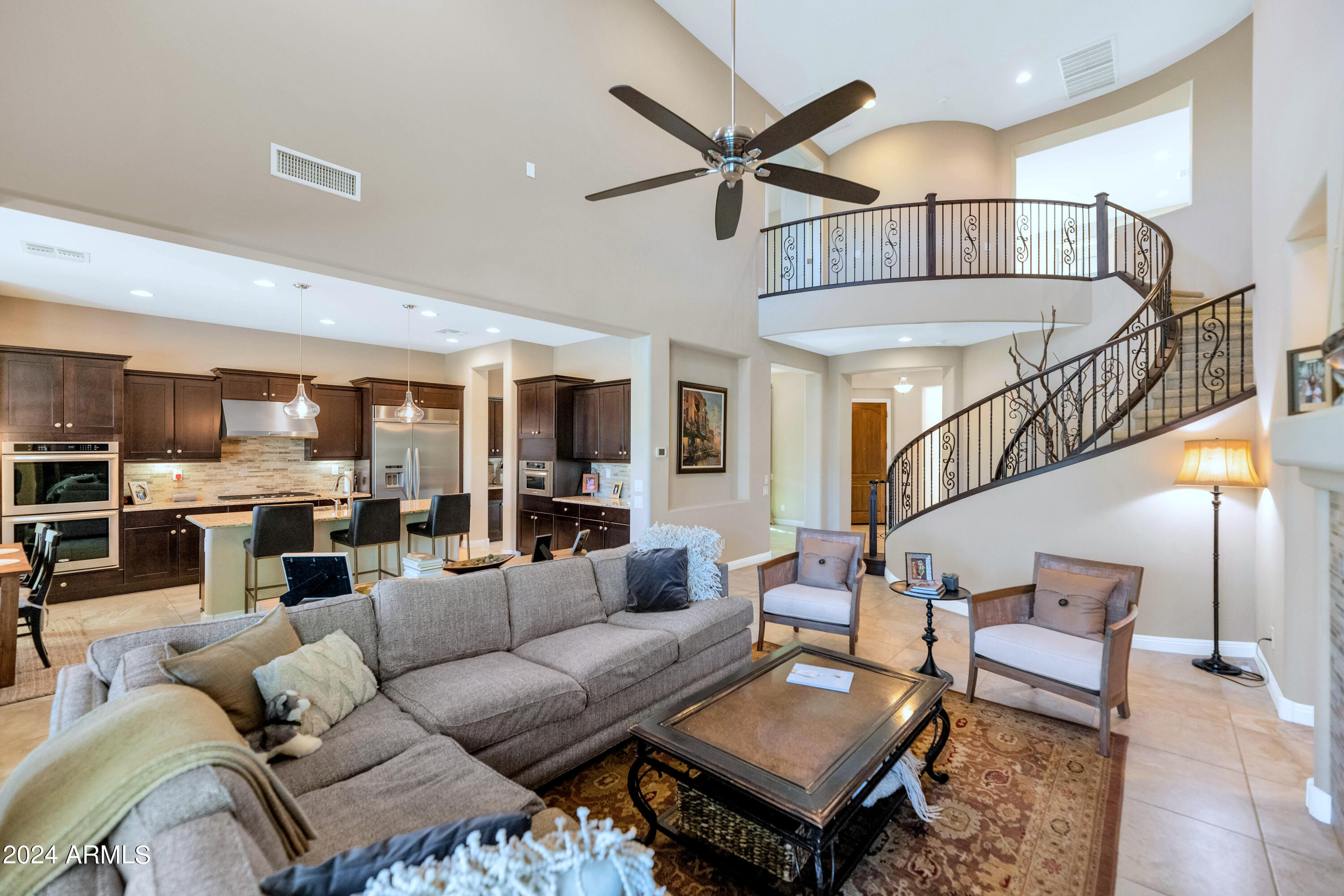 3730 E CAT BALUE Drive