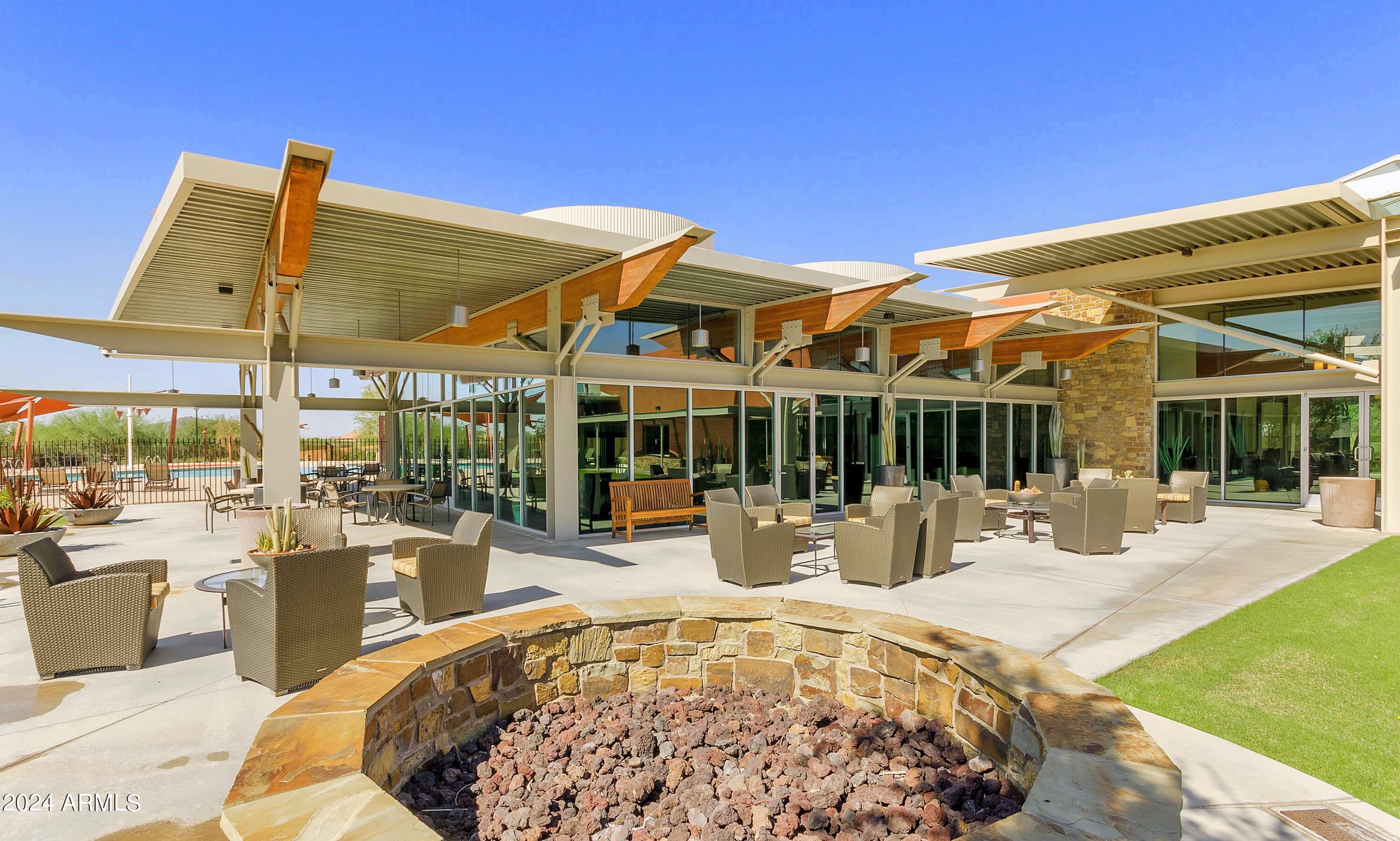 3730 E CAT BALUE Drive