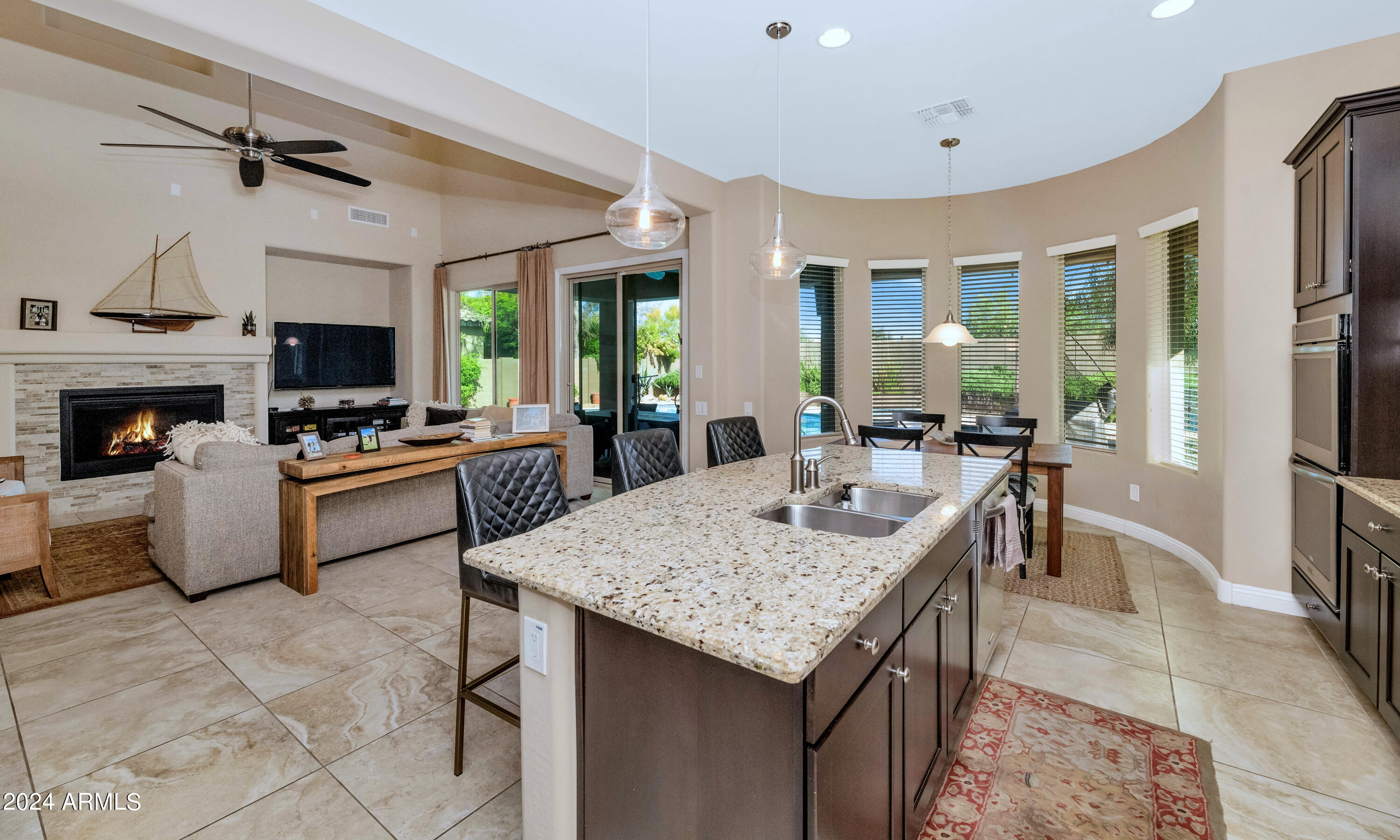 3730 E CAT BALUE Drive