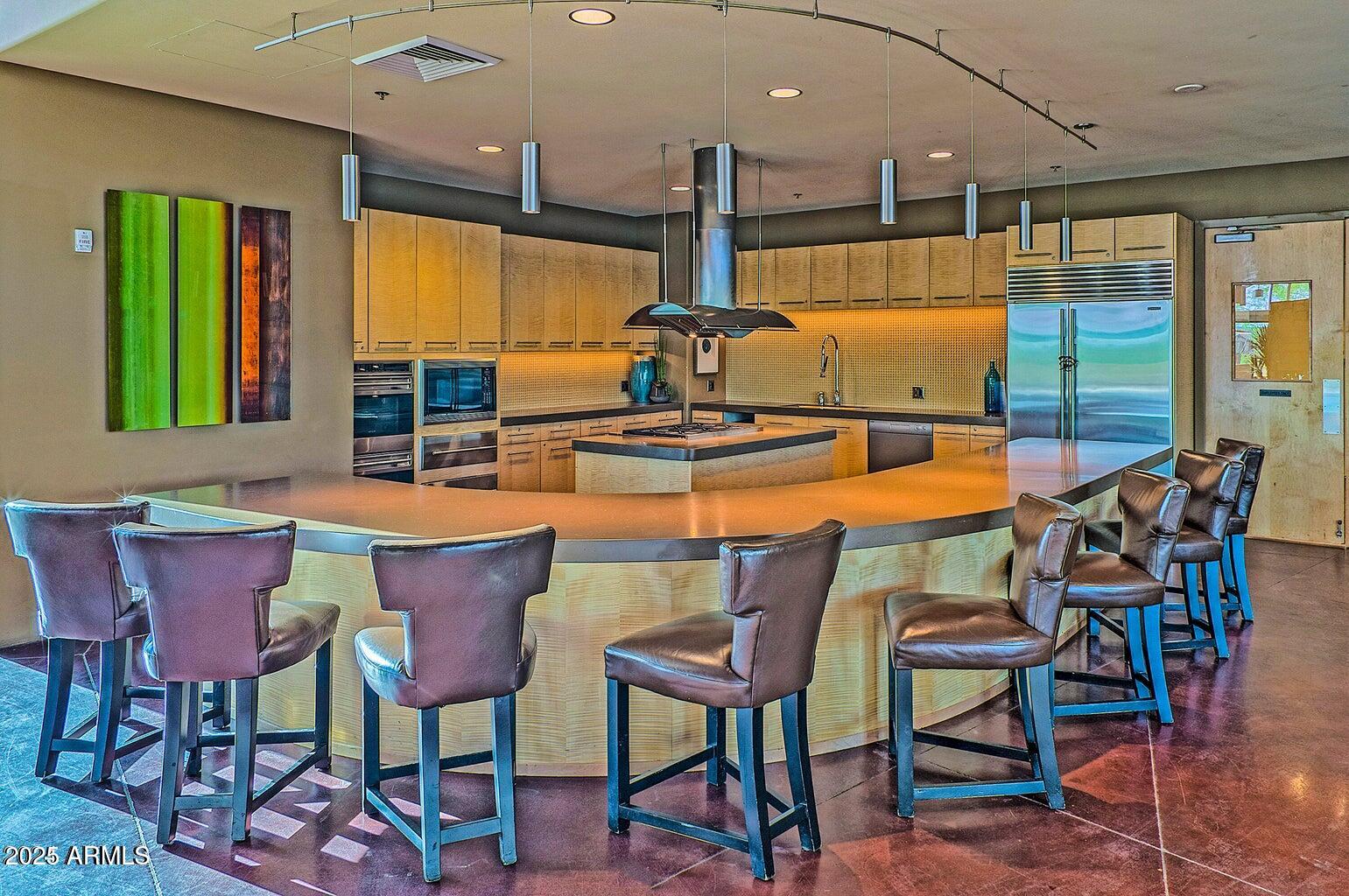 3730 E CAT BALUE Drive