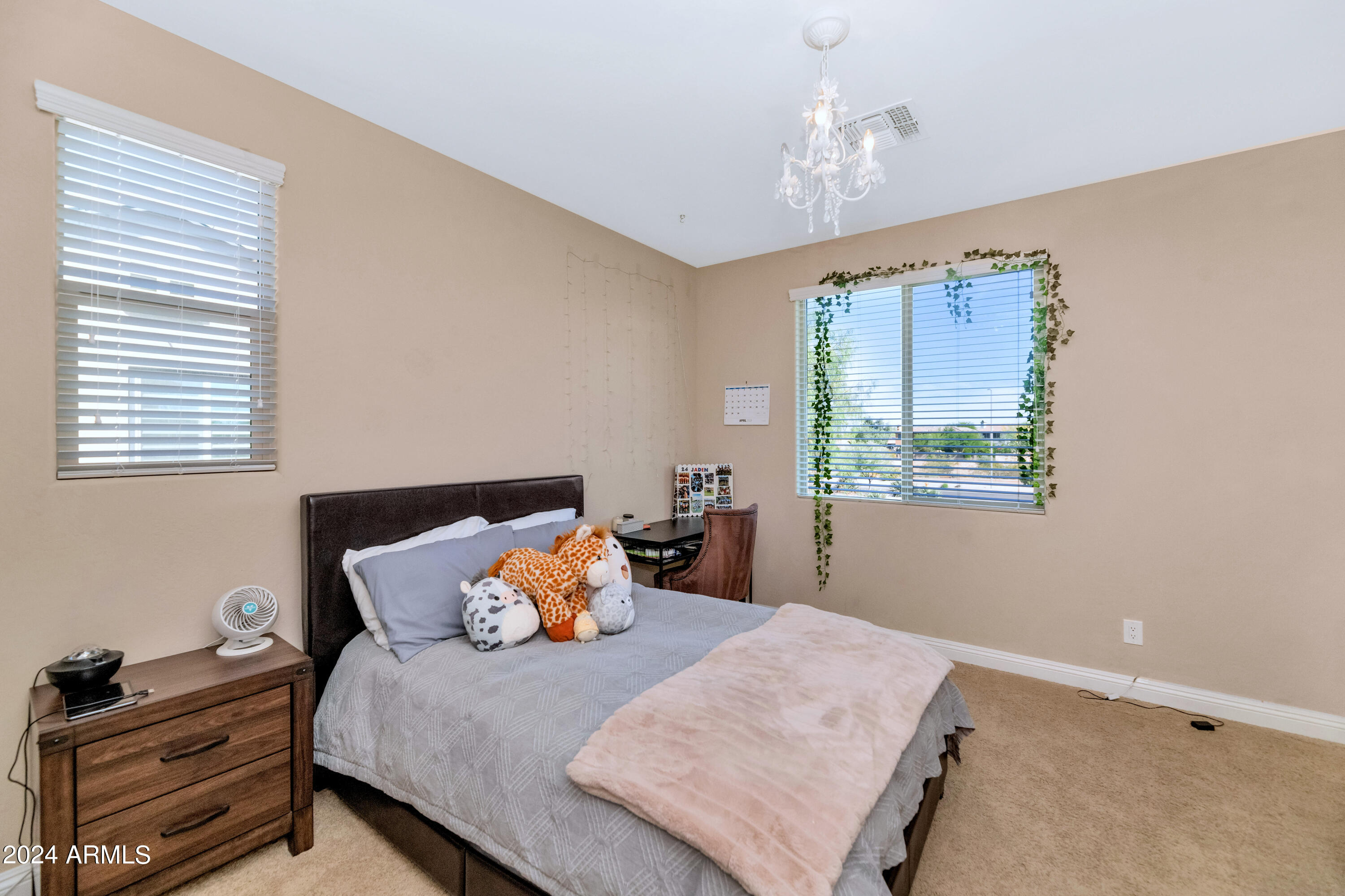 3730 E CAT BALUE Drive
