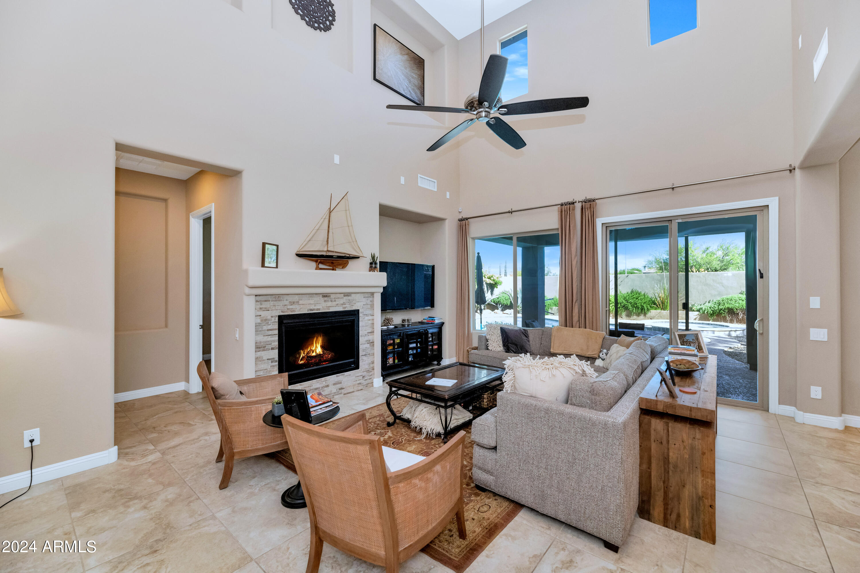 3730 E CAT BALUE Drive