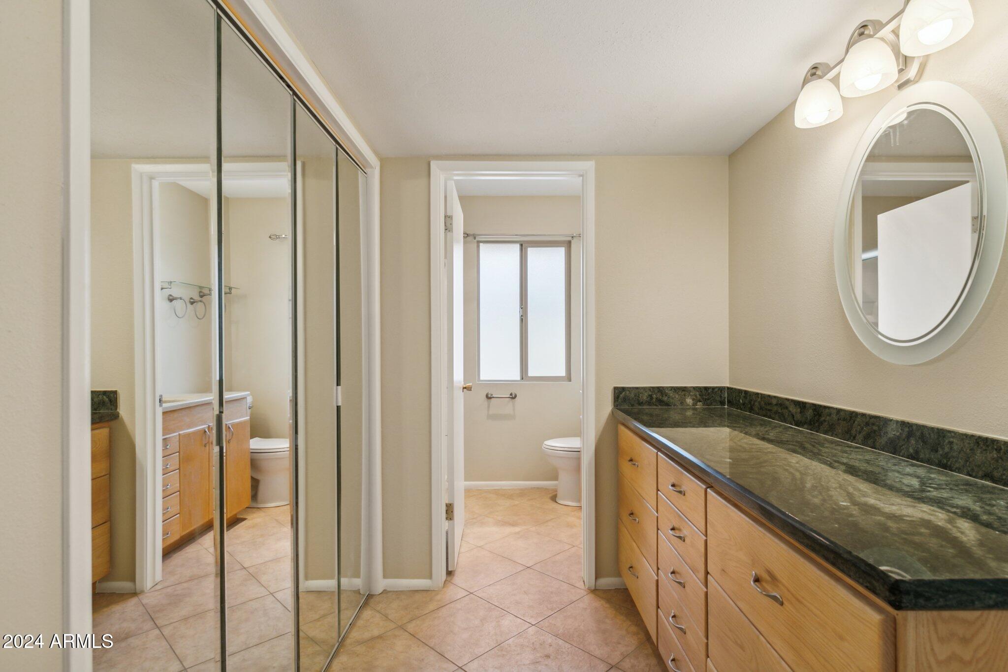 10004 W DESERT FOREST Circle