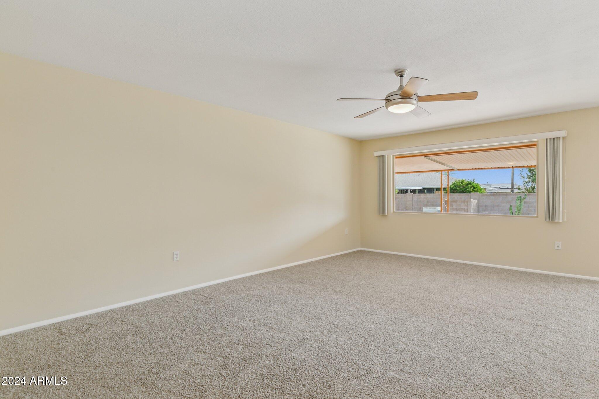 10004 W DESERT FOREST Circle