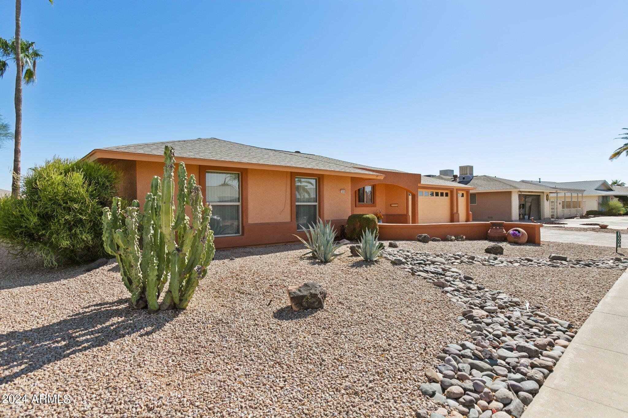10004 W DESERT FOREST Circle