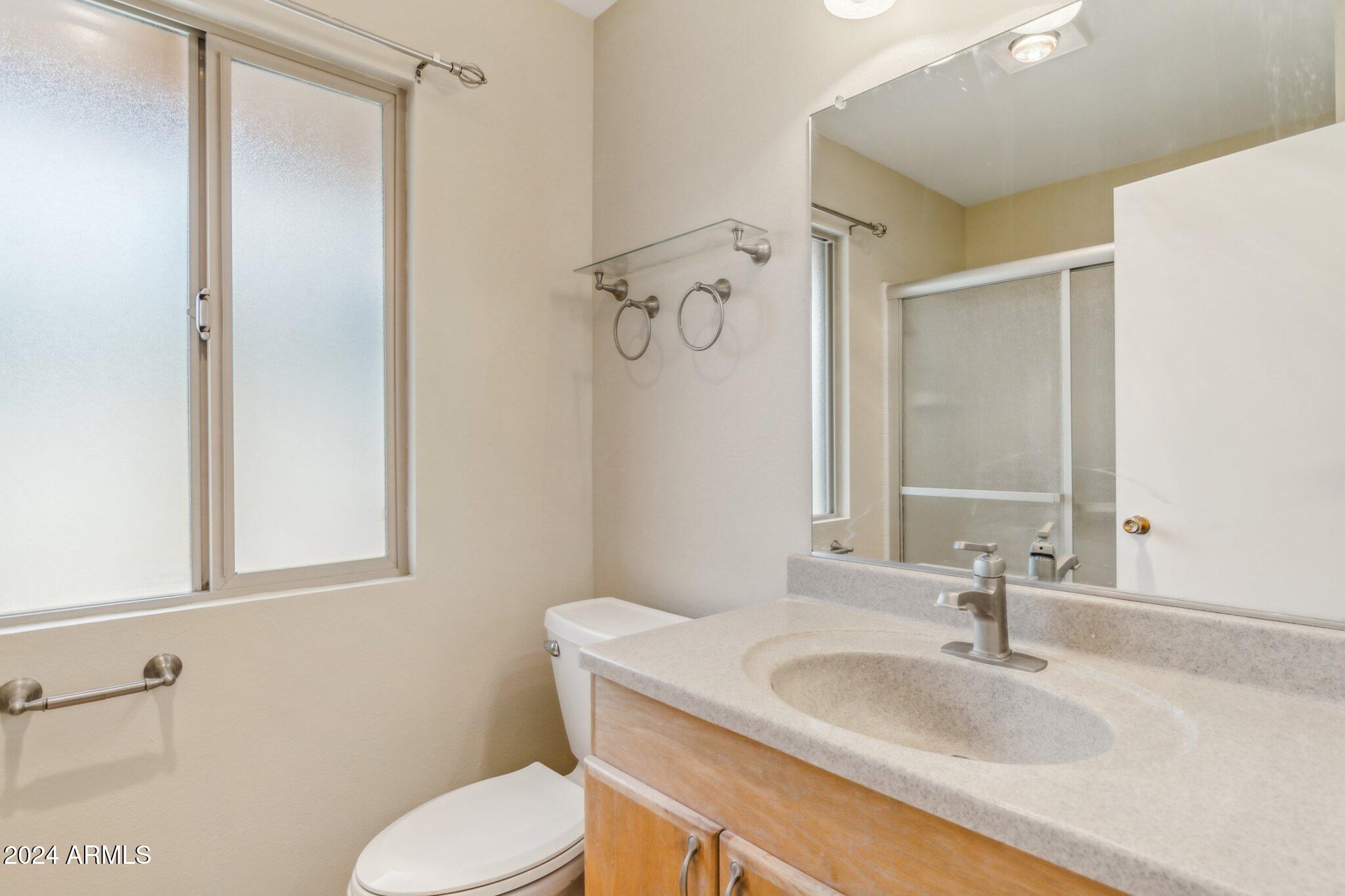 10004 W DESERT FOREST Circle